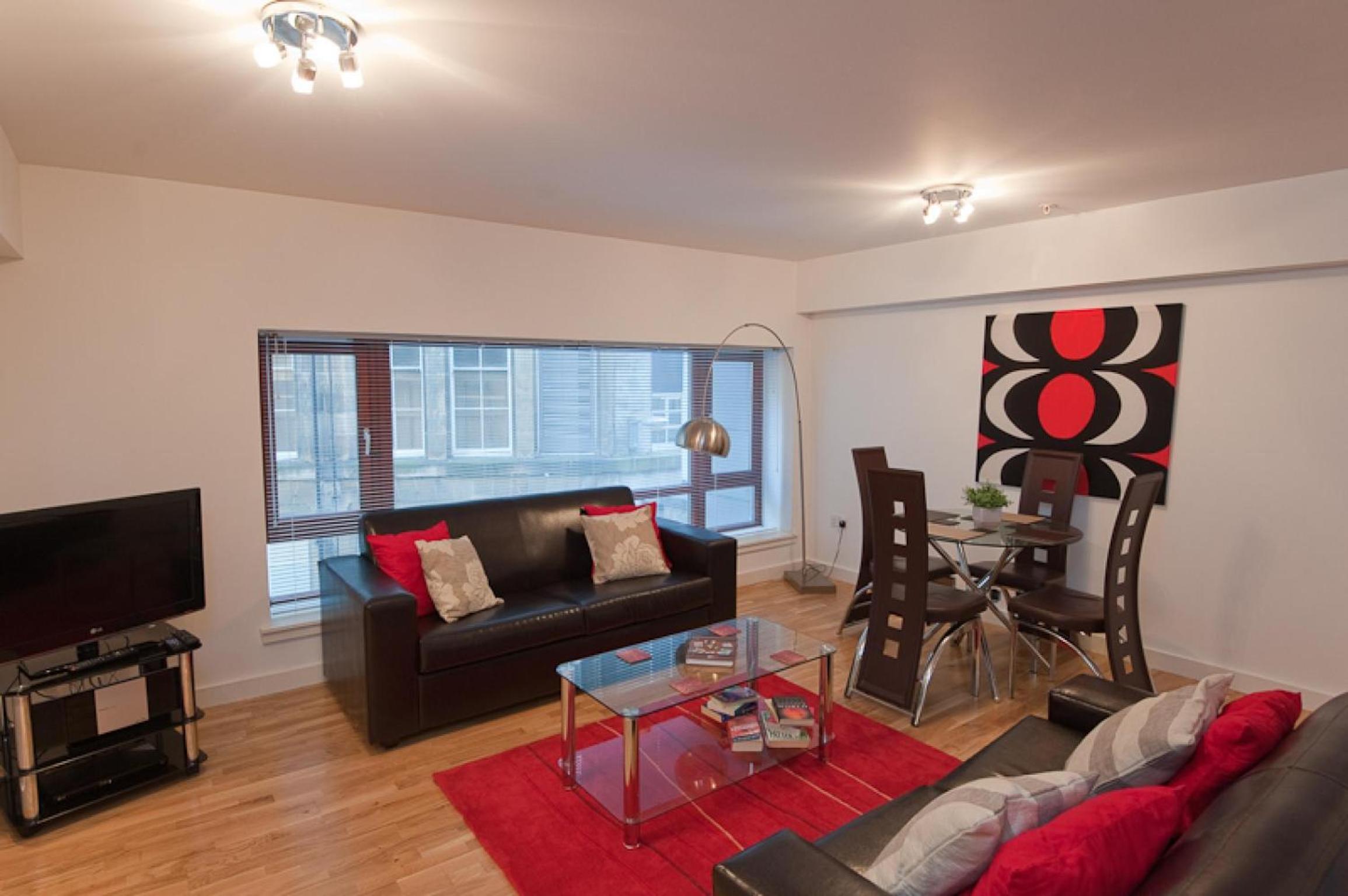 Two-Bedroom Apartment - 45 Mitchell Street, G1 3LA