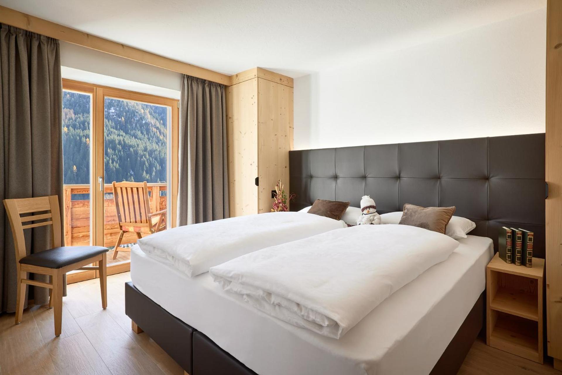 One-Bedroom Apartment with Balcony (2 Adults) photo 1
