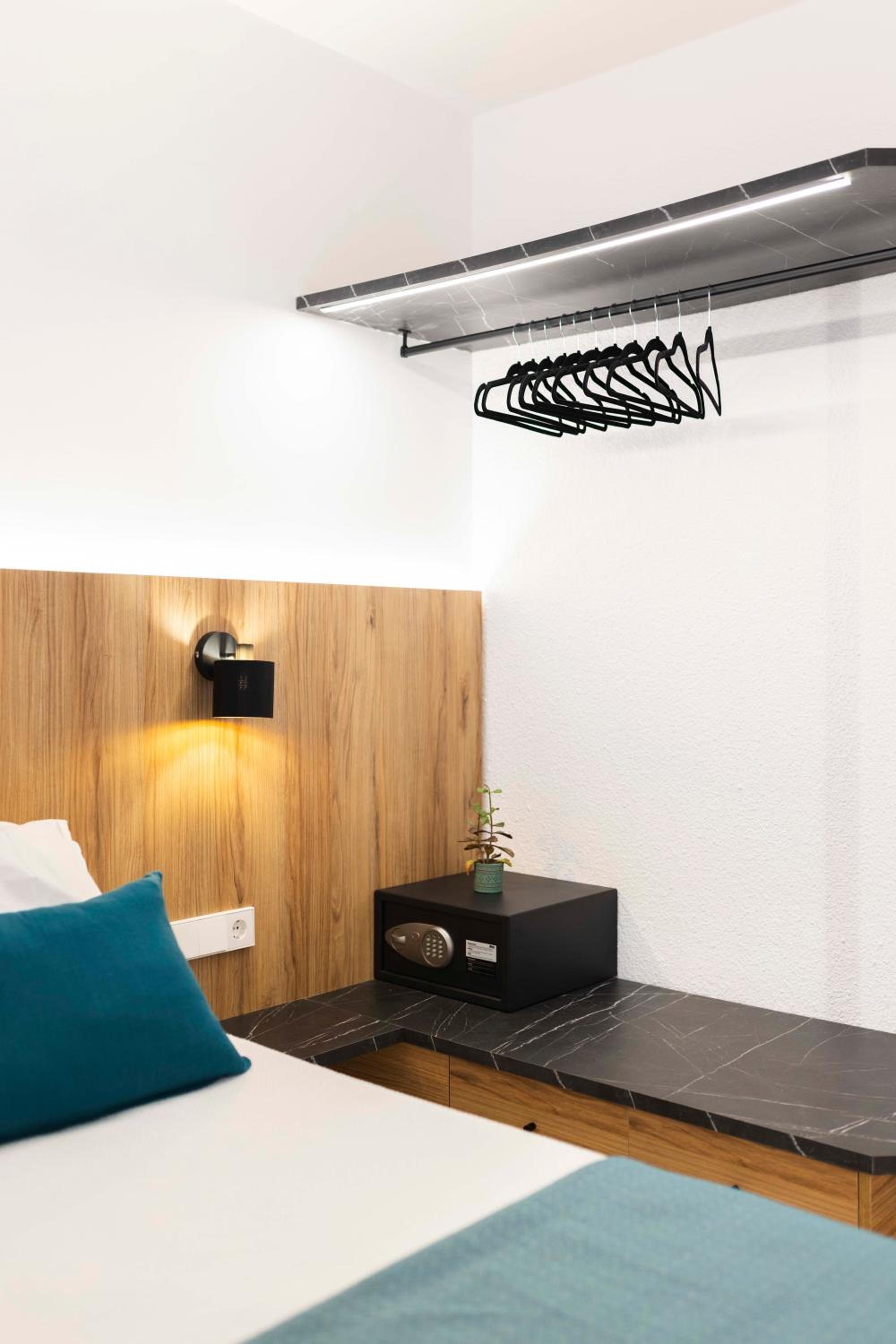 Habitación Doble Estándar o con Dos Camas Individuales.