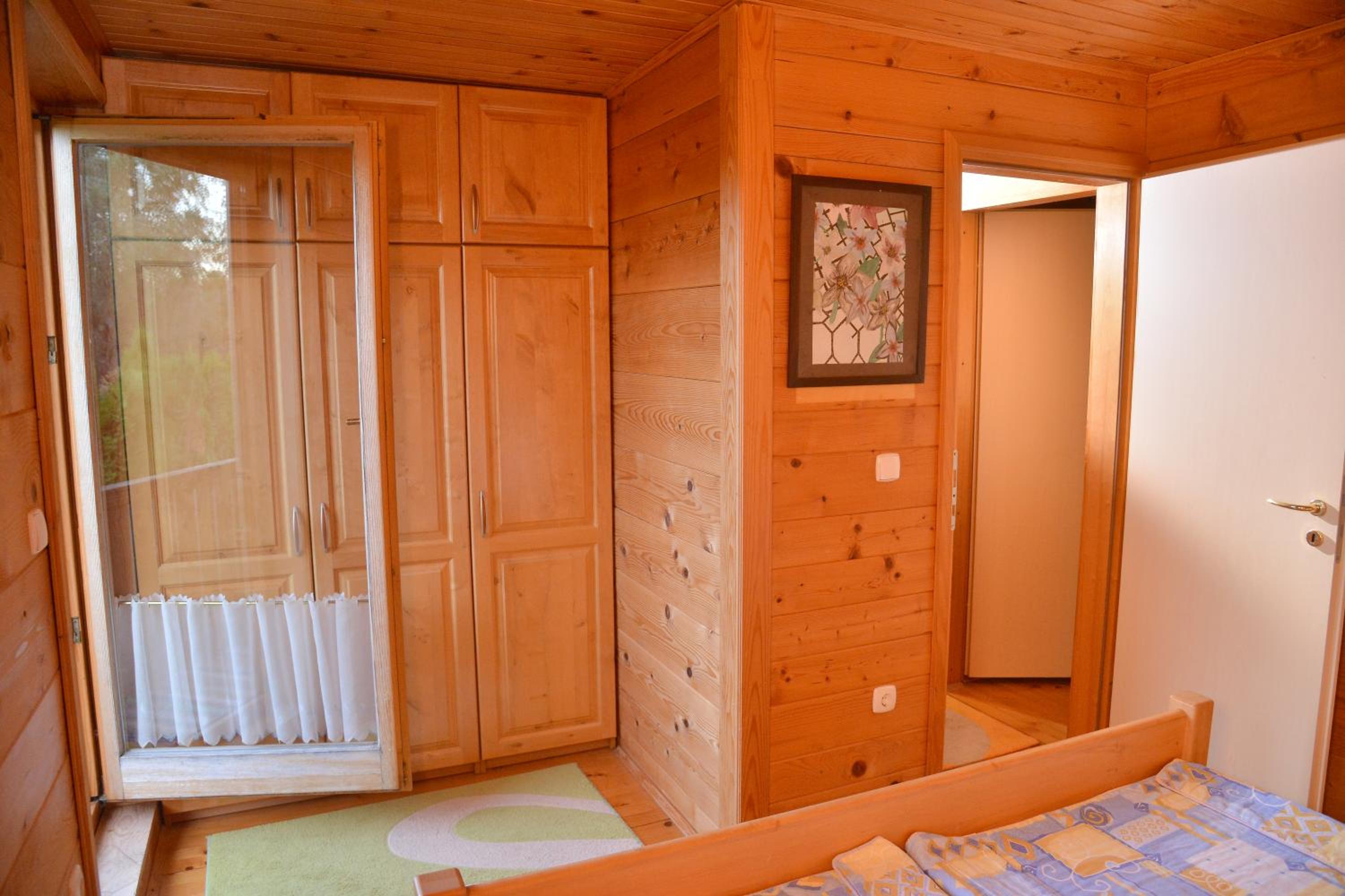 Three-Bedroom House photo 2