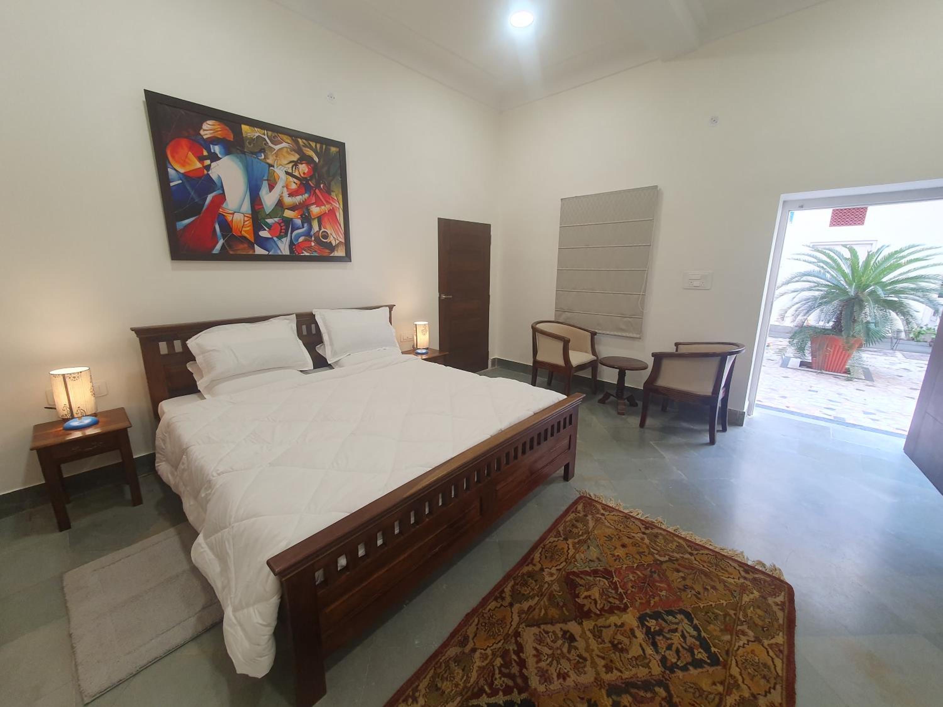 Double Room with Private Bathroom