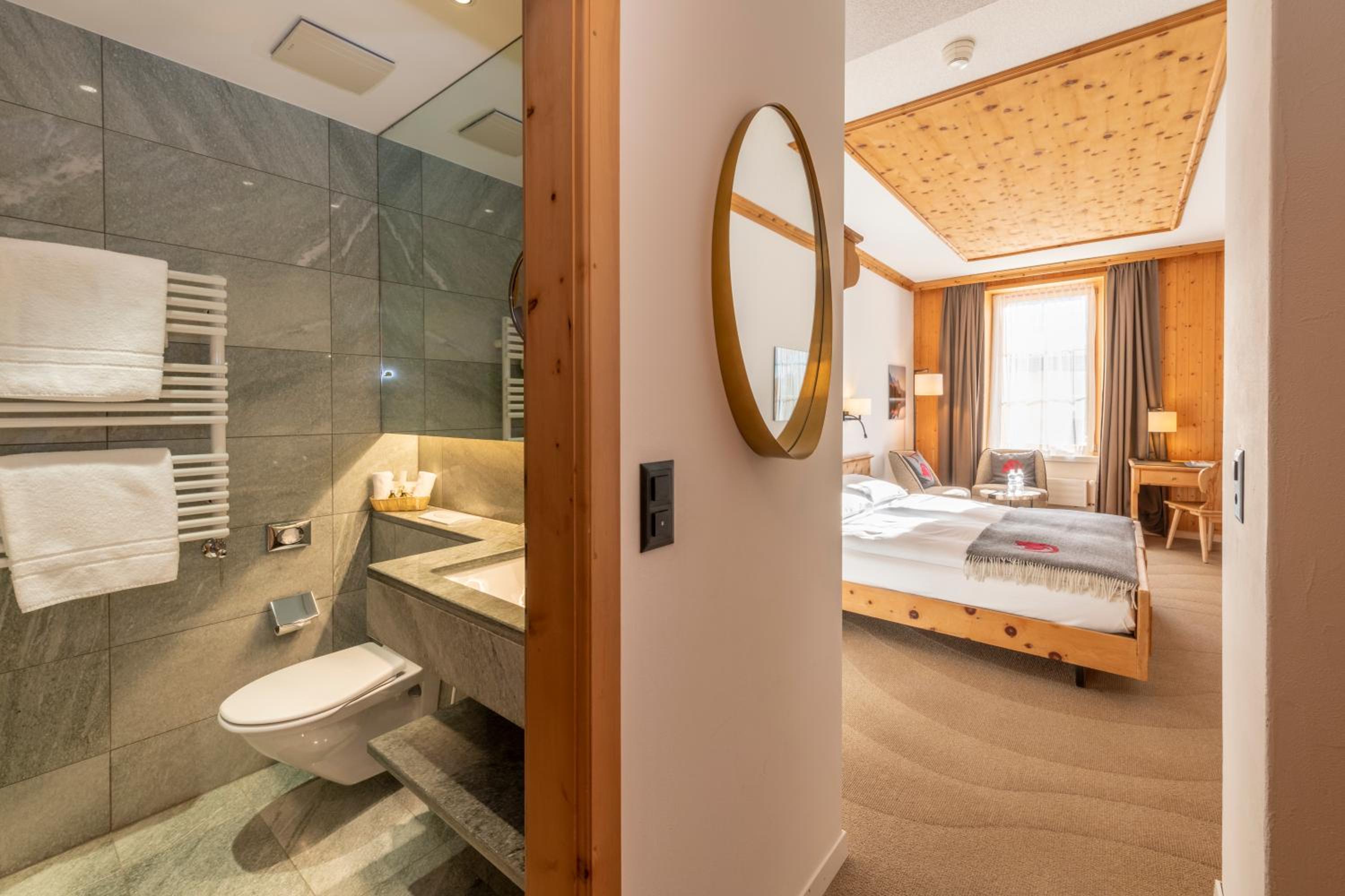 Double Room - Photo 9