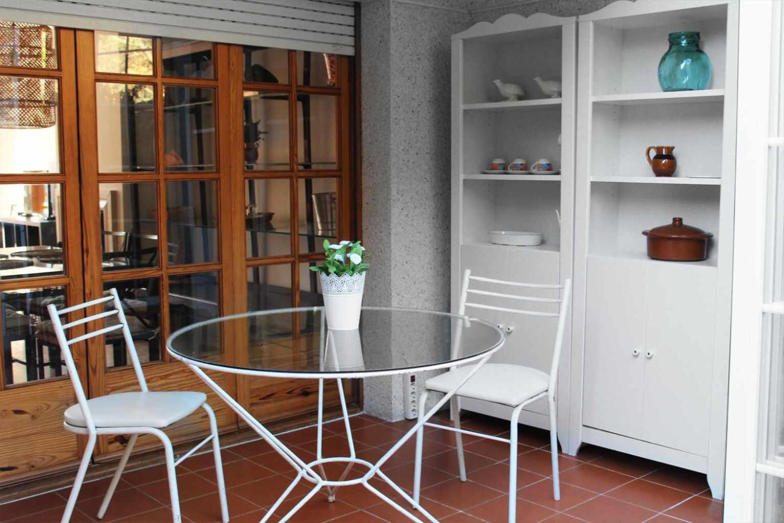 Four-Bedroom House photo 3