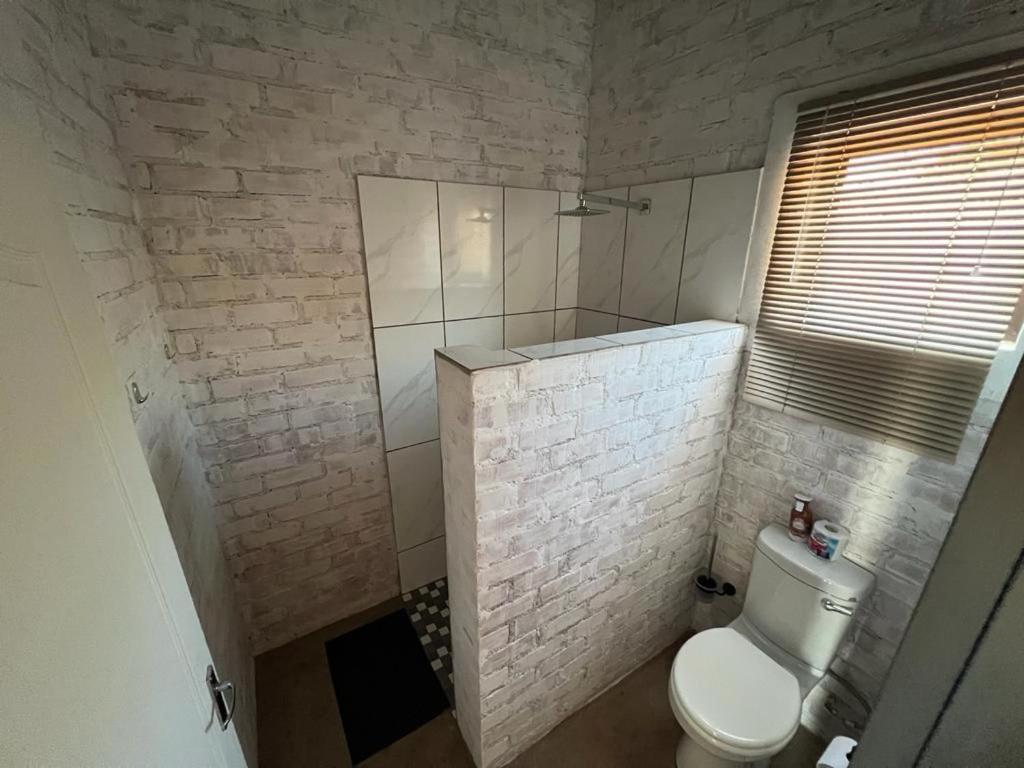 Standard Twin Room photo 2