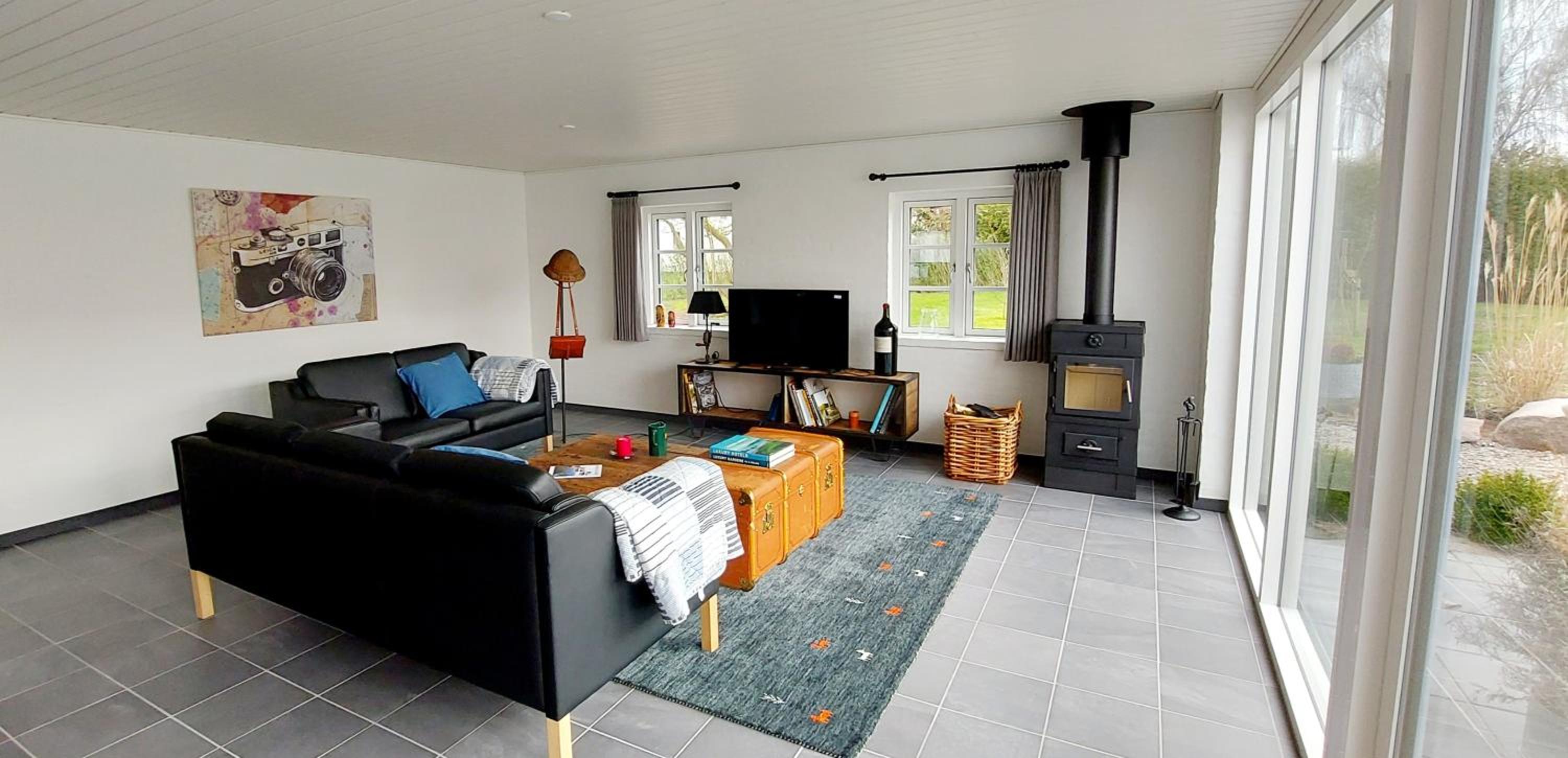 One-Bedroom House photo 3