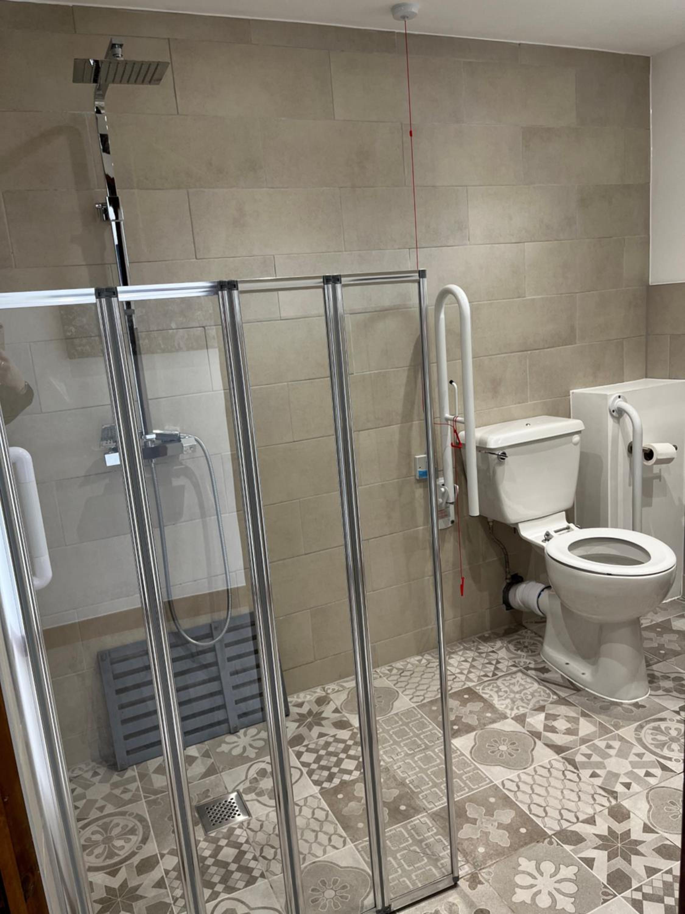 Double Room - Disability Access - Photo 3