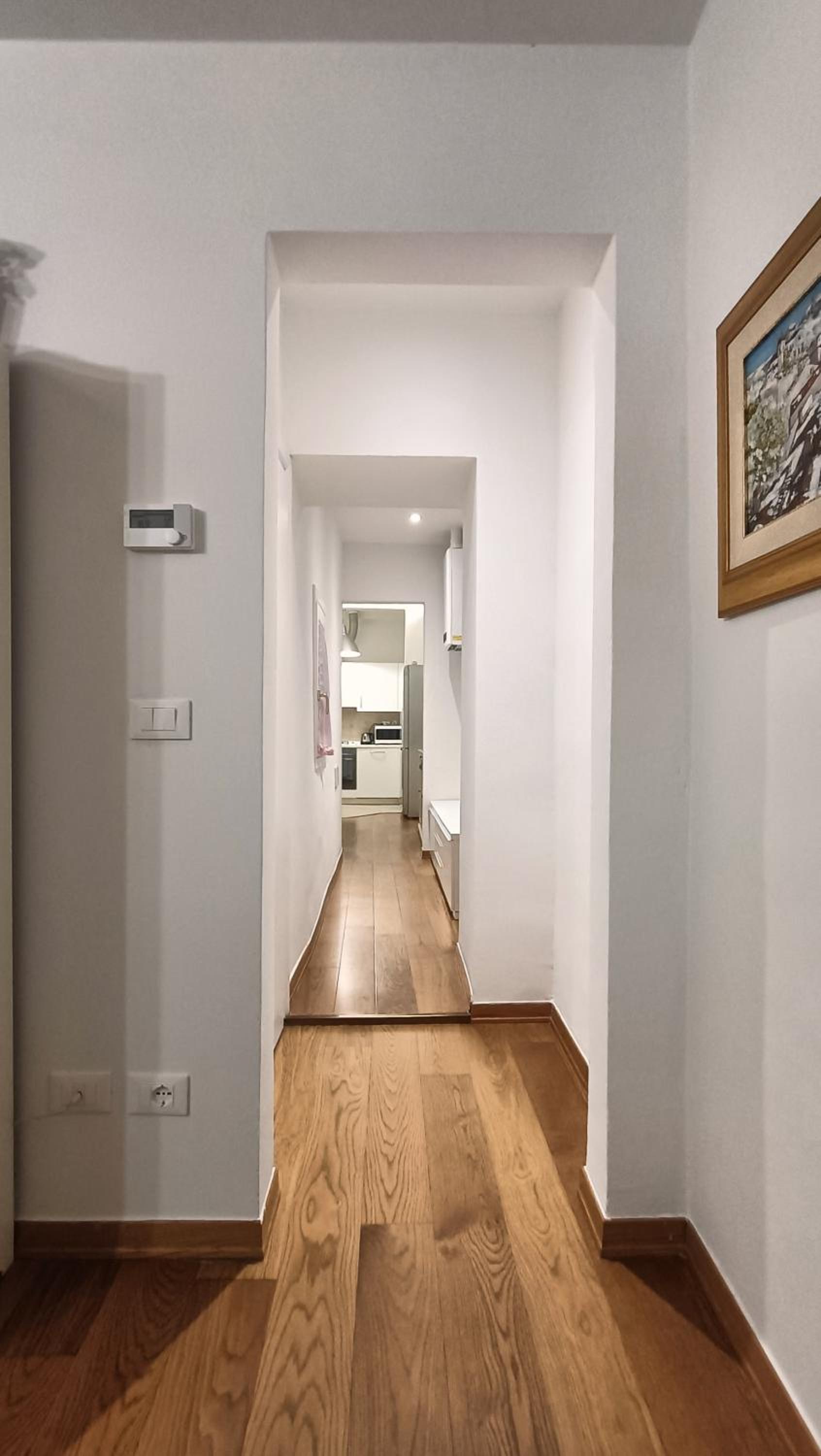 One-Bedroom Apartment photo 2