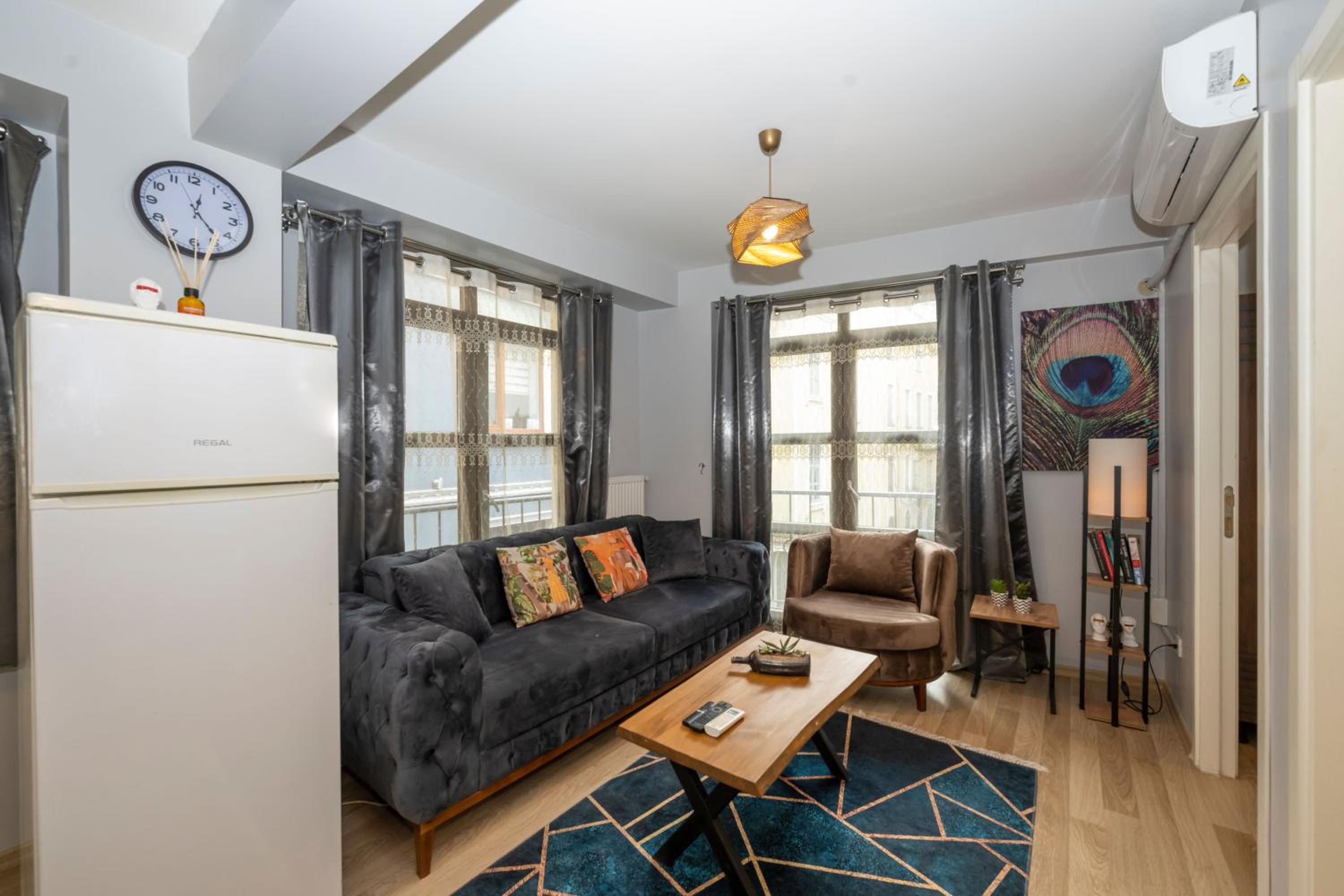 Apartment photo 3