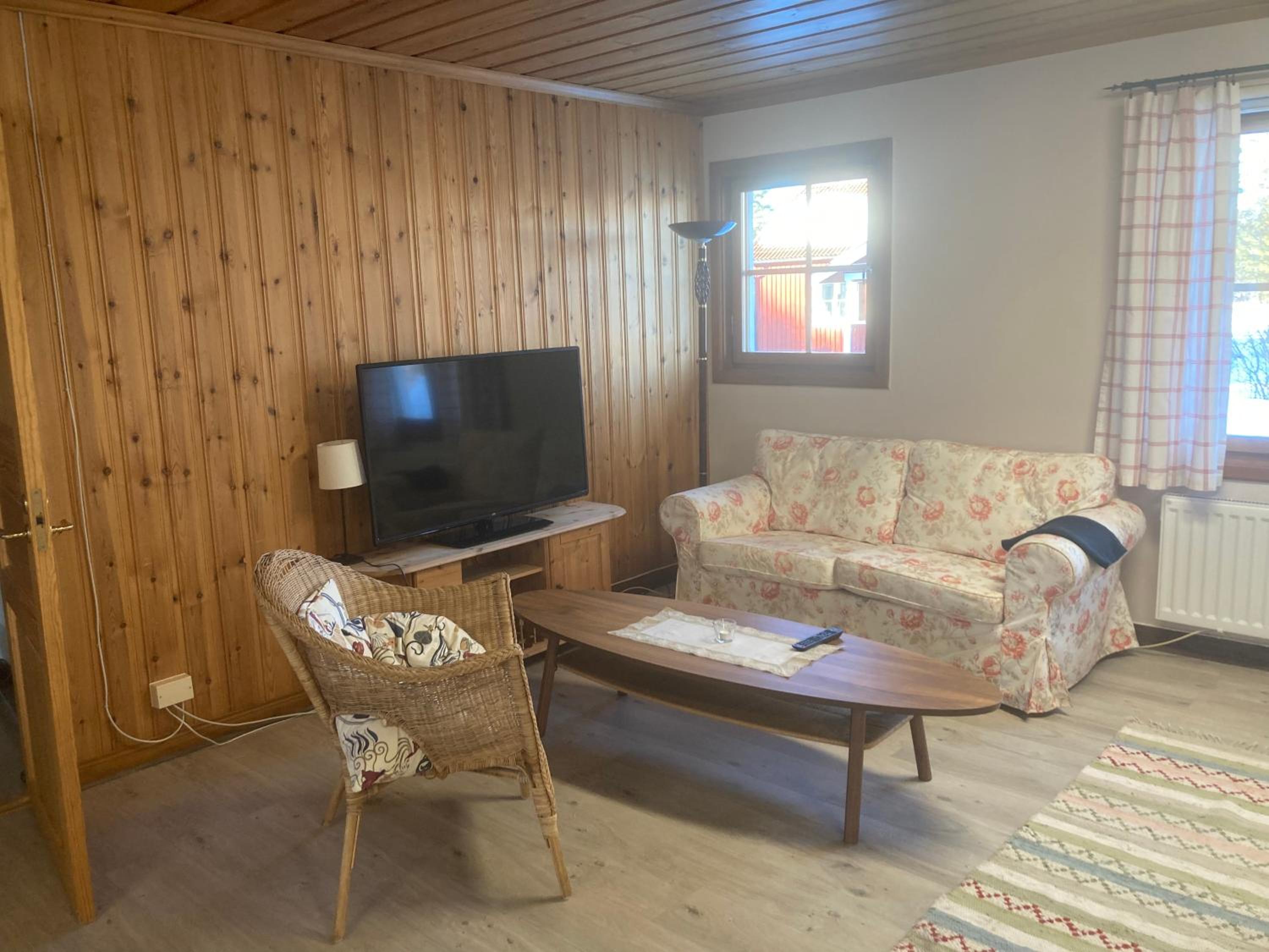 Double Room with Private Bathroom photo 1
