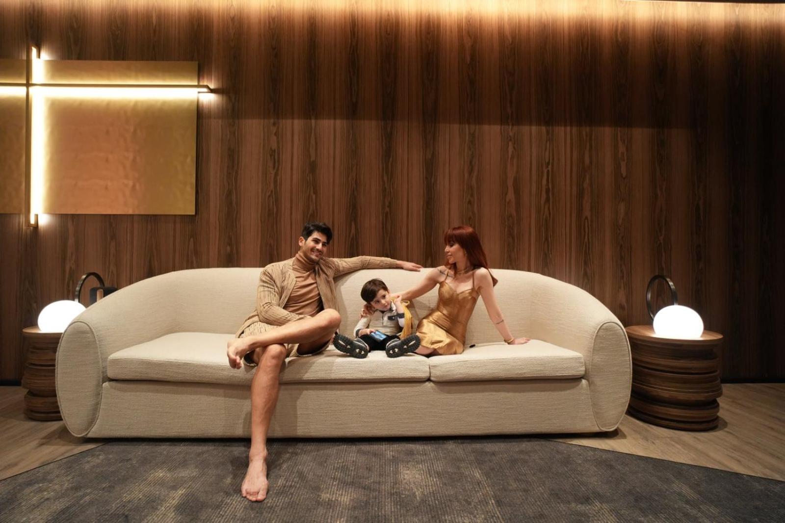 Executive Suite - Photo 3