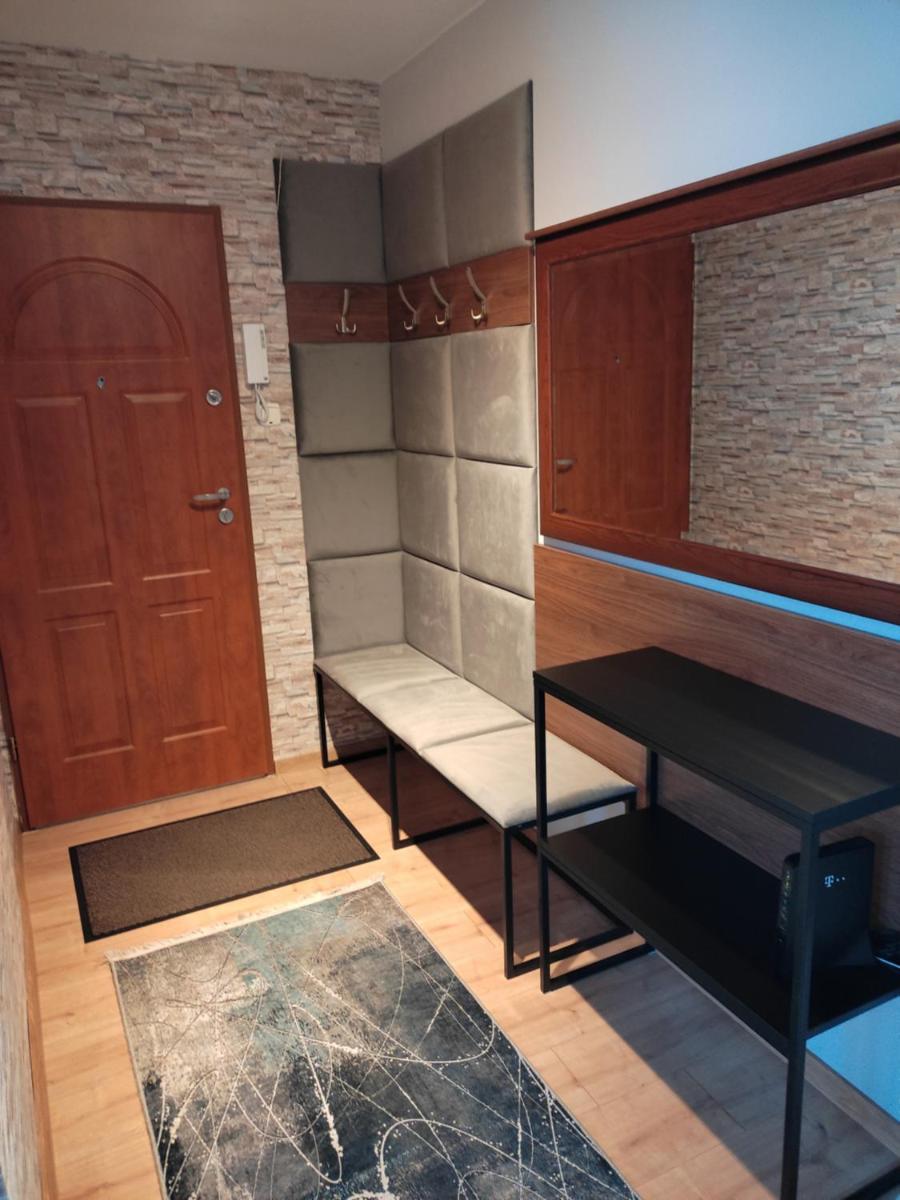 Two-Bedroom Apartment - Photo 5