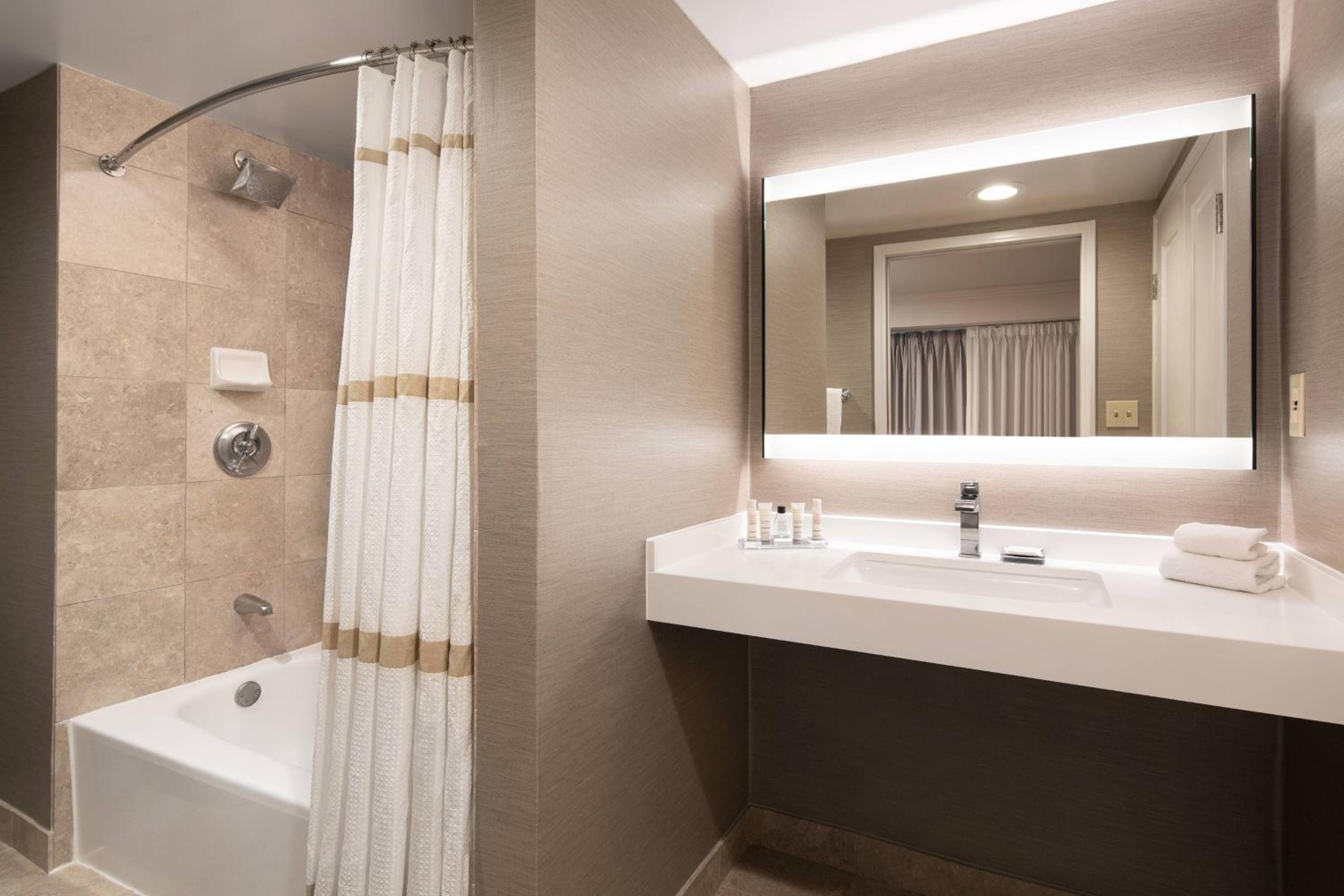 Junior Suite - Photo 6