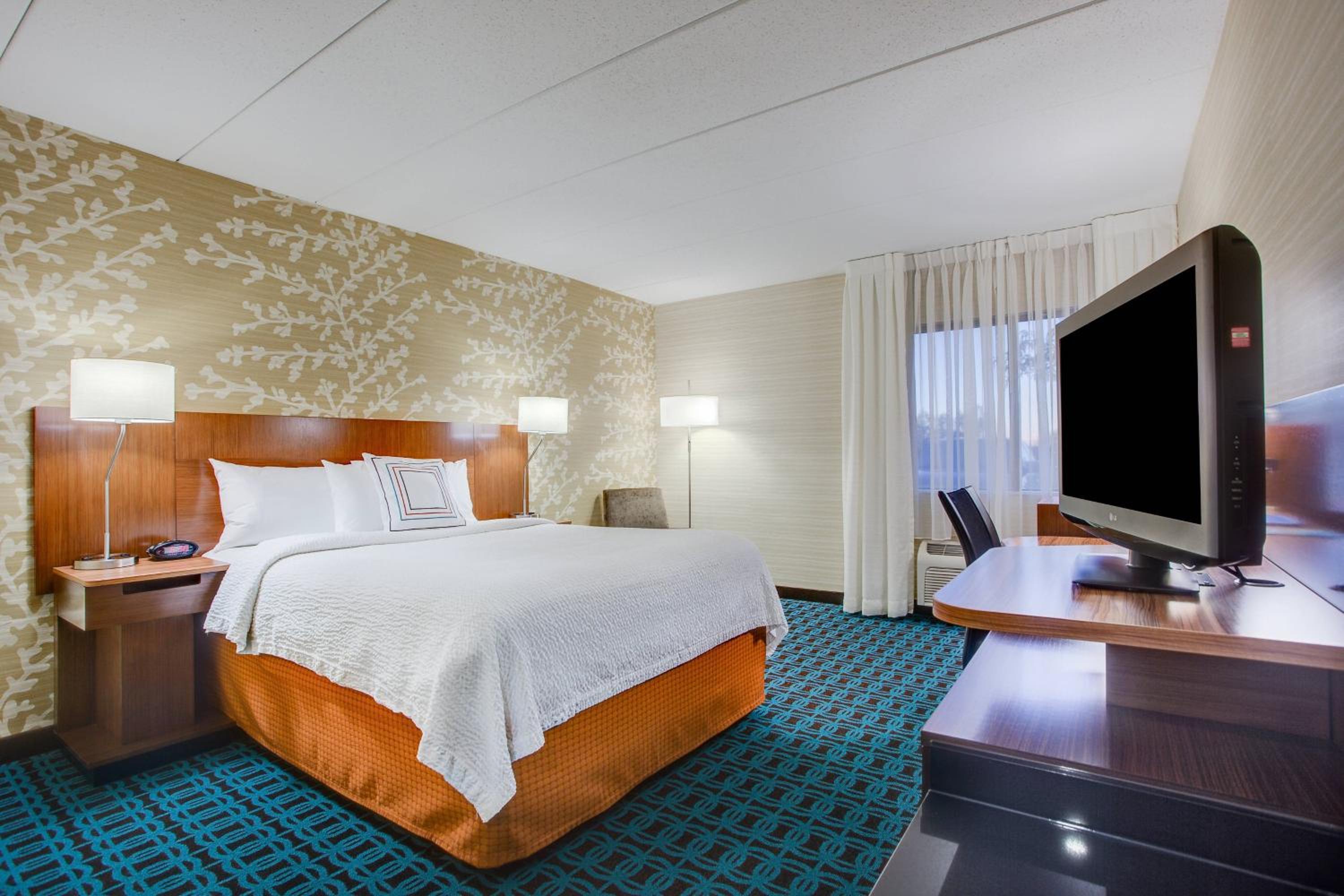 Queen Room