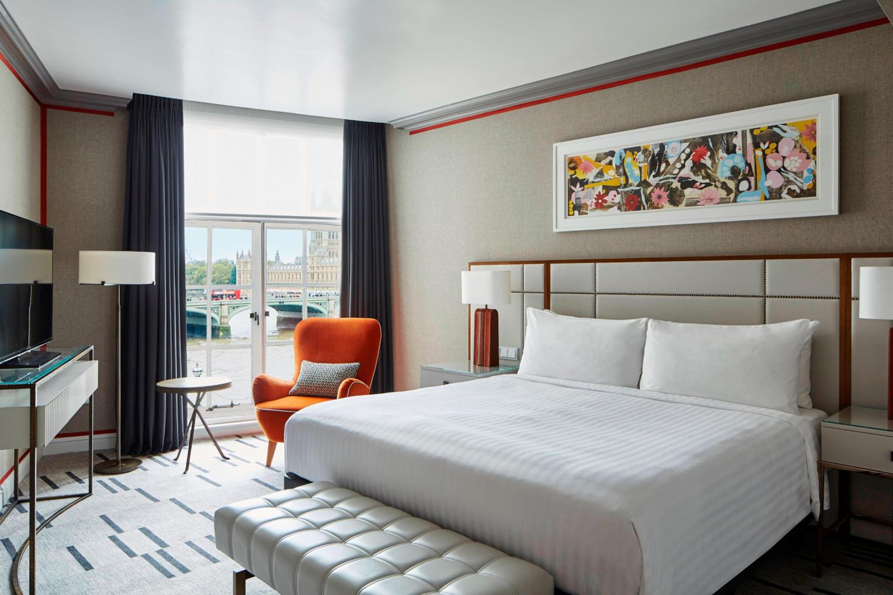 Suite with River View and Lounge Access