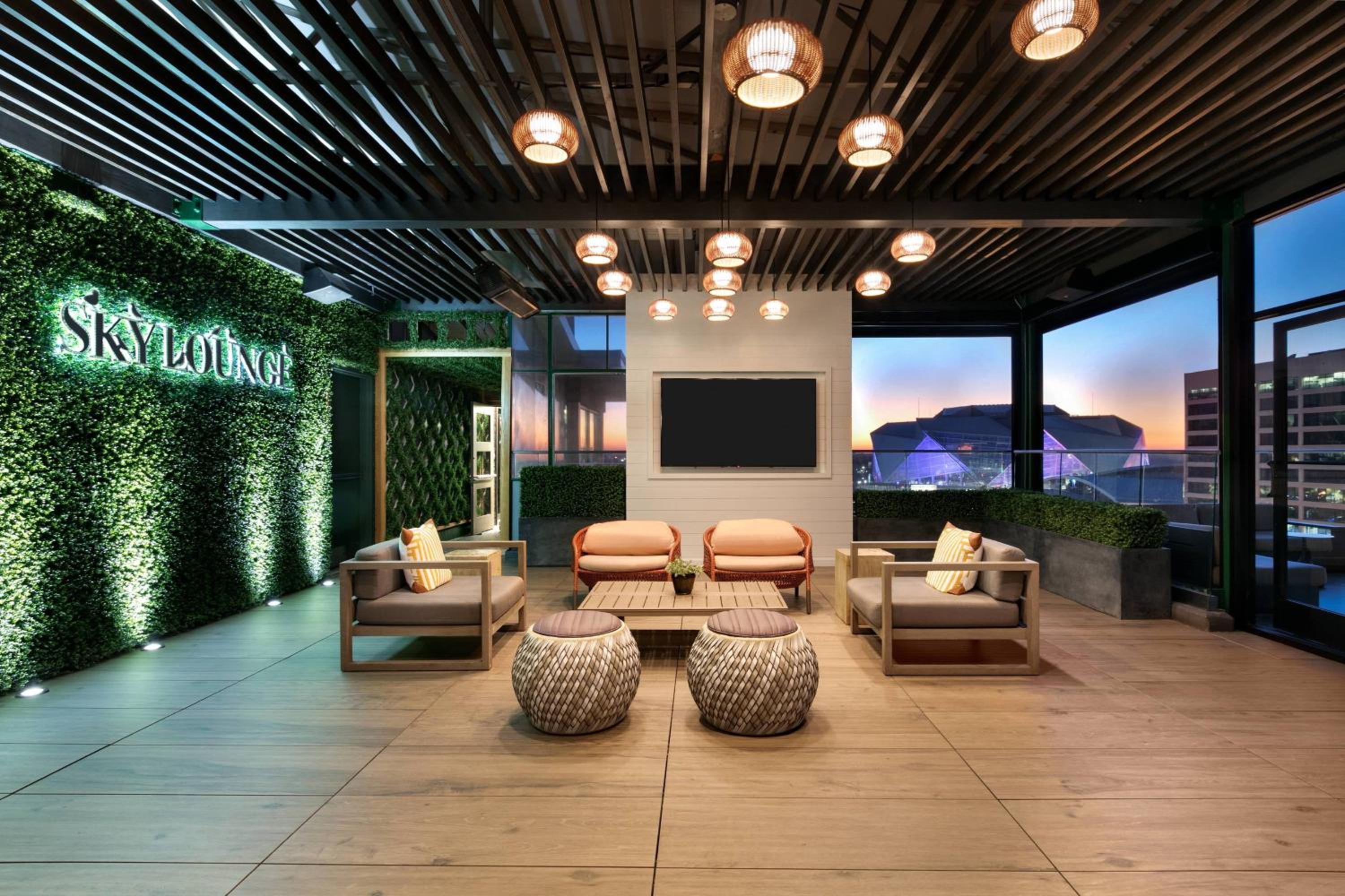 Executive King Suite - Photo 6