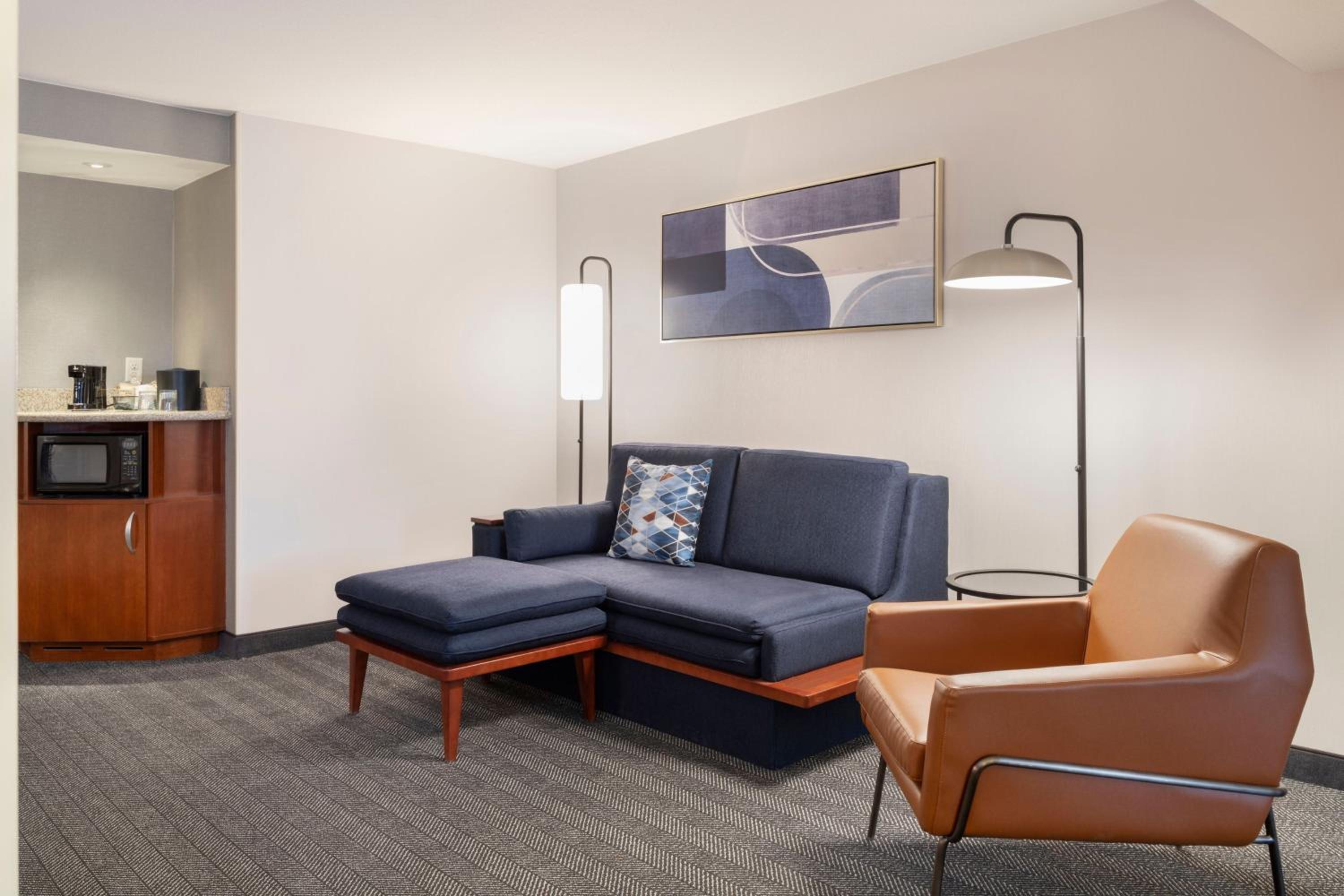 Executive King Studio with Sofa Bed