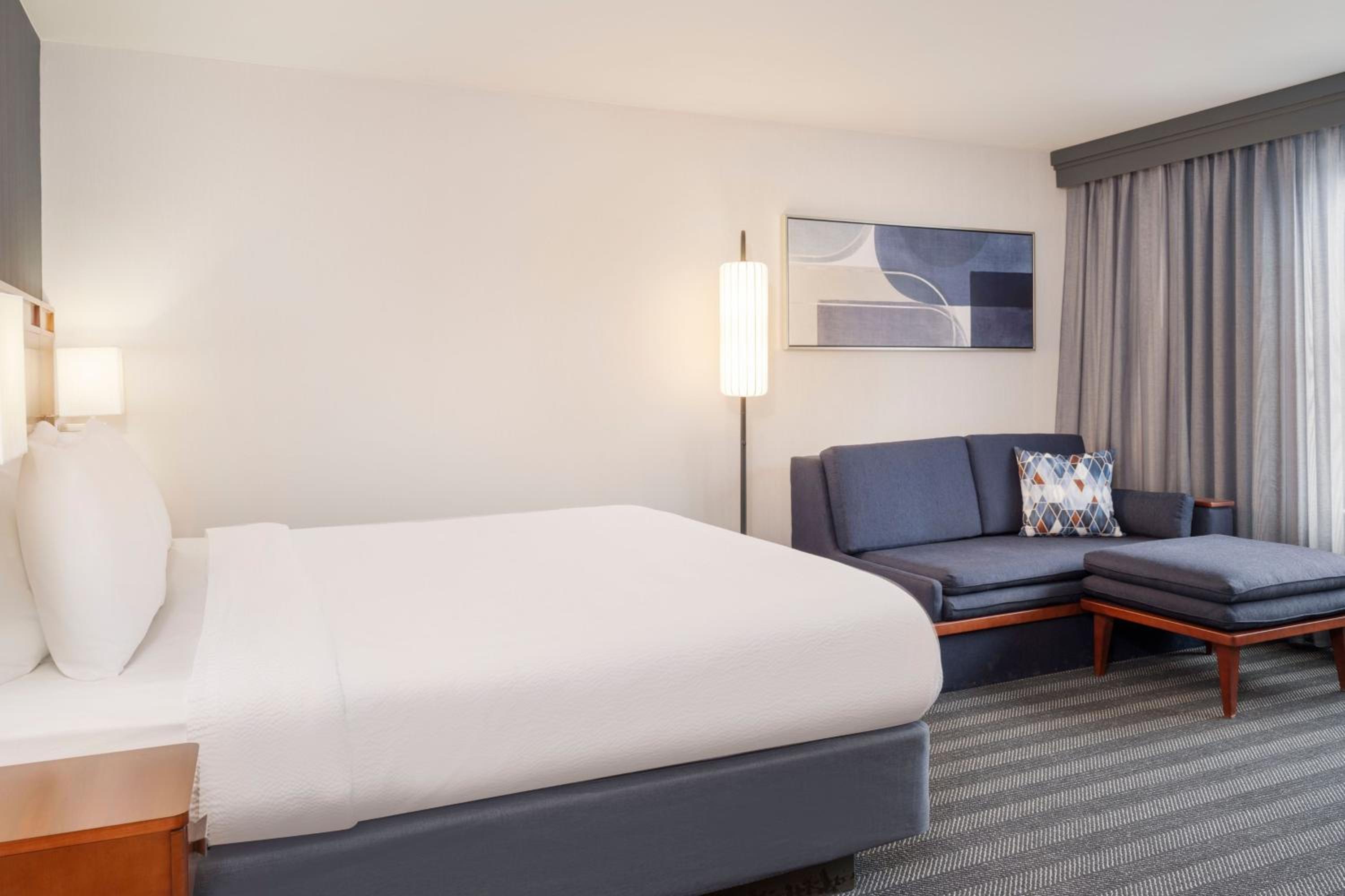 King Room with Sofa Bed