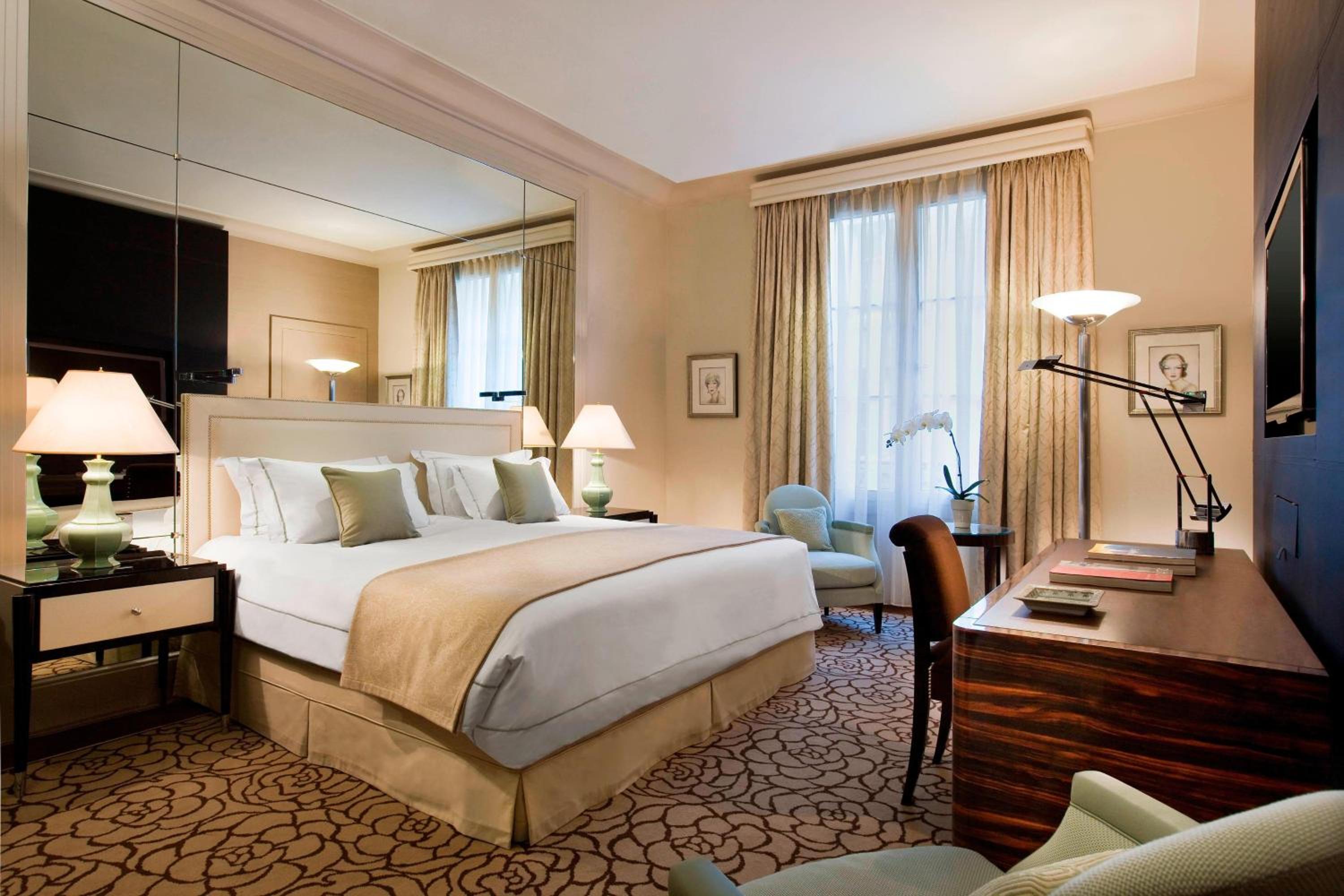 Art Deco Super King Balcony, Guest room, 1 Super King, City view
