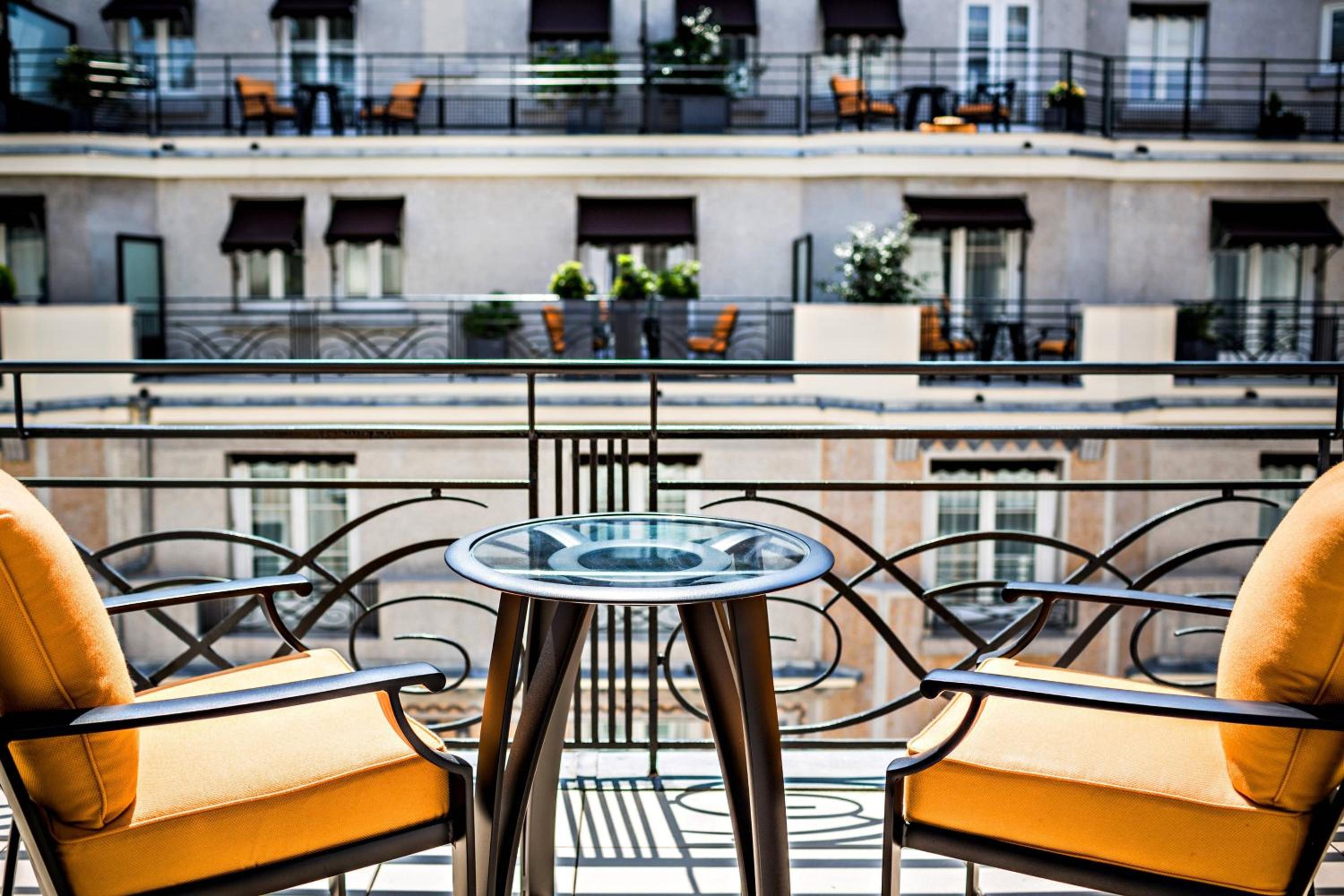 Macassar with Terrace, 1 Bedroom Suite, 1 Super King