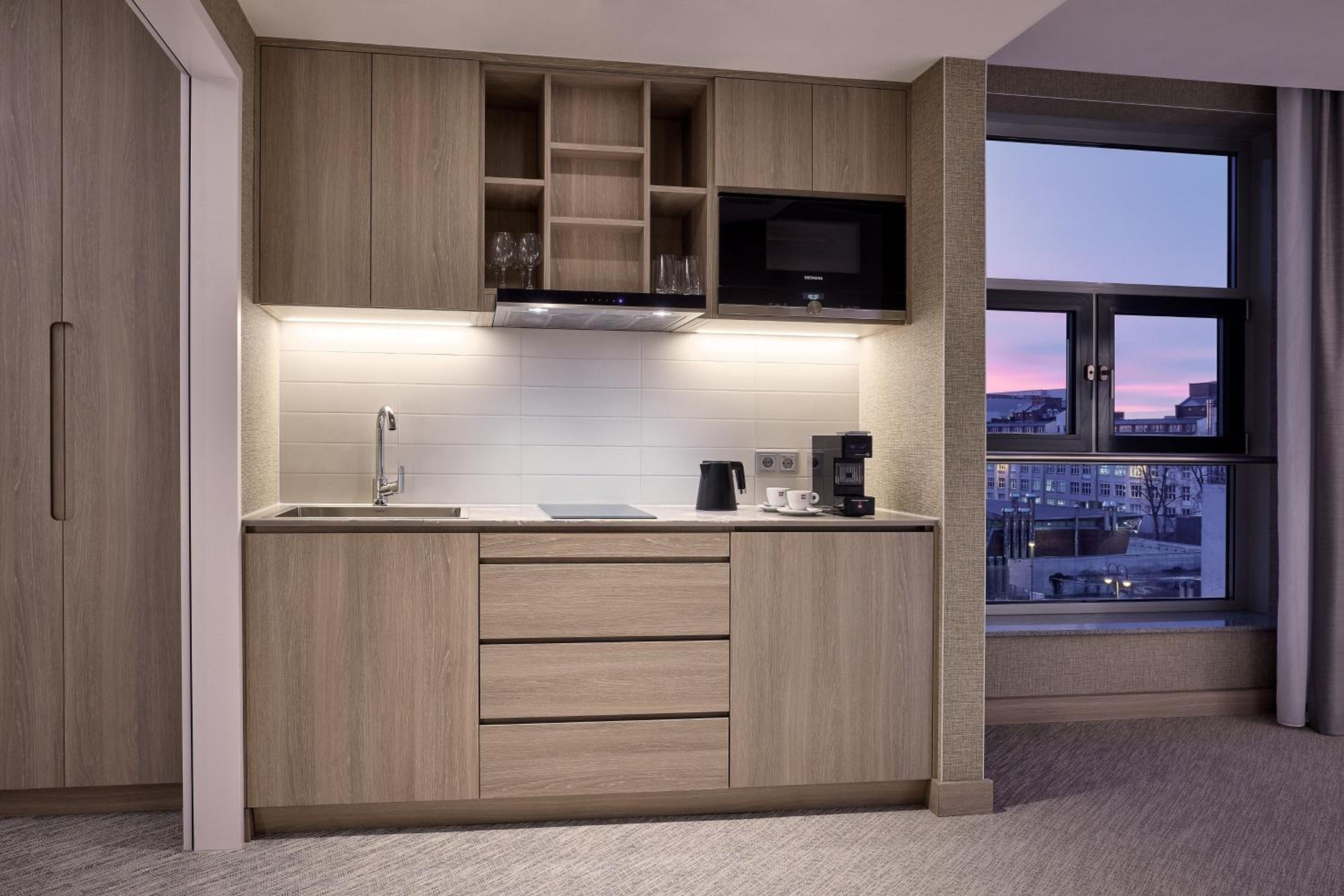 One-Bedroom Apartment King with Sofa Bed