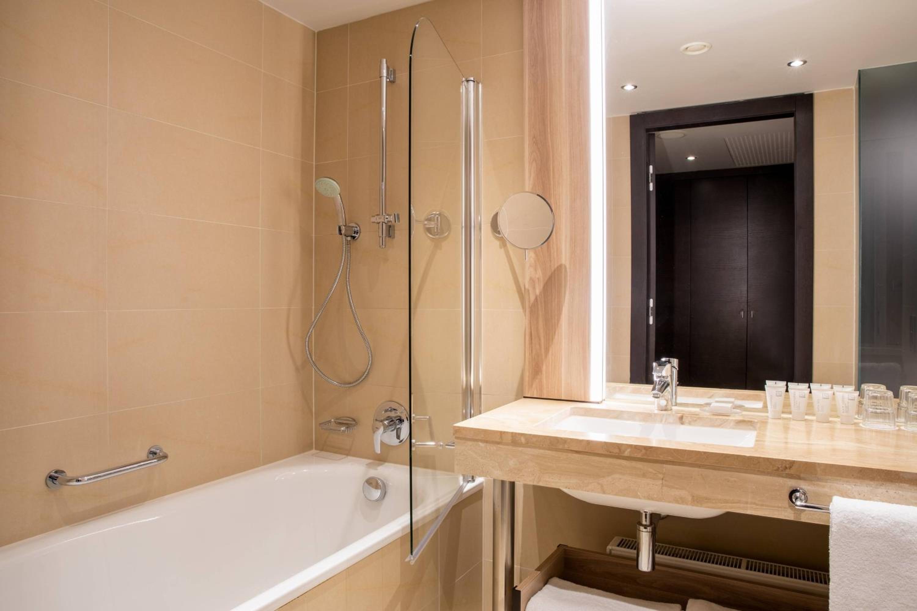 Superior Twin Room photo 3