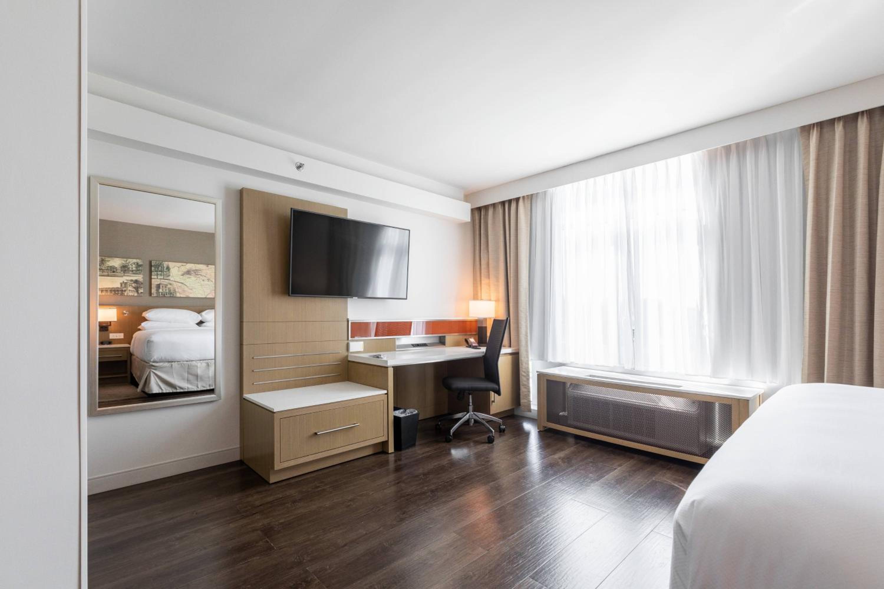 King Room with Courtyard View - Photo 1