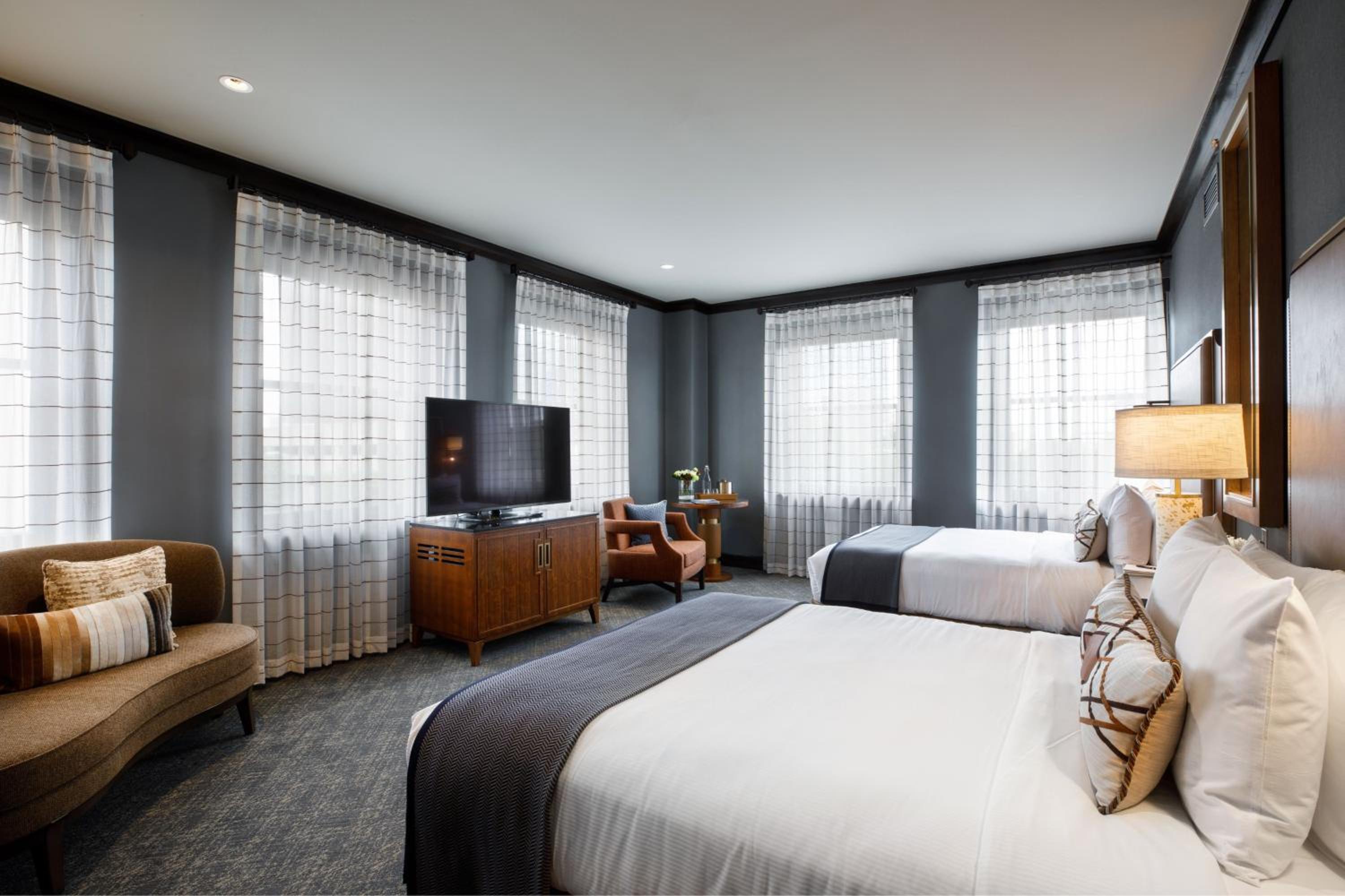 Standard Queen Room with Two Queen Beds - Photo 1