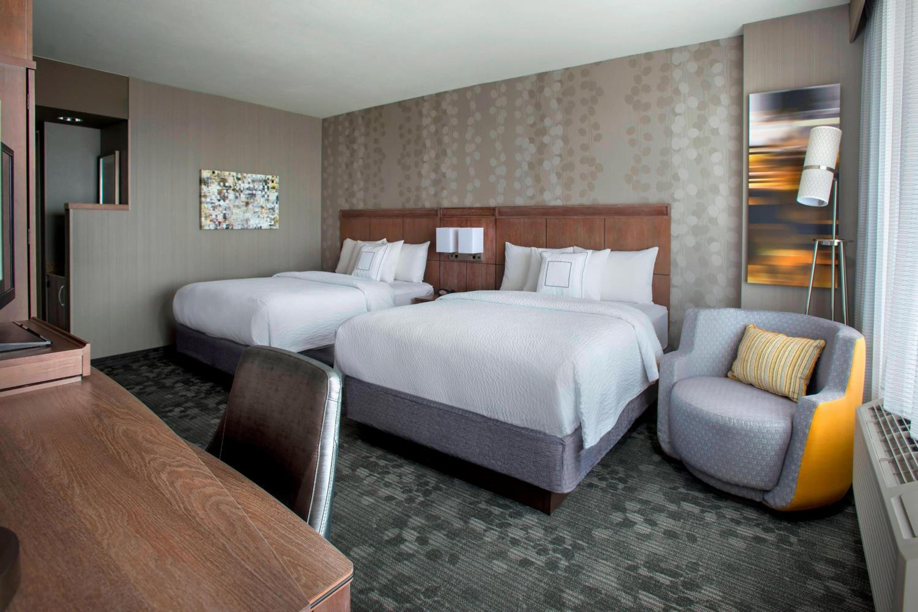 Queen Room with Two Queen Beds - Hearing Accessible photo 1