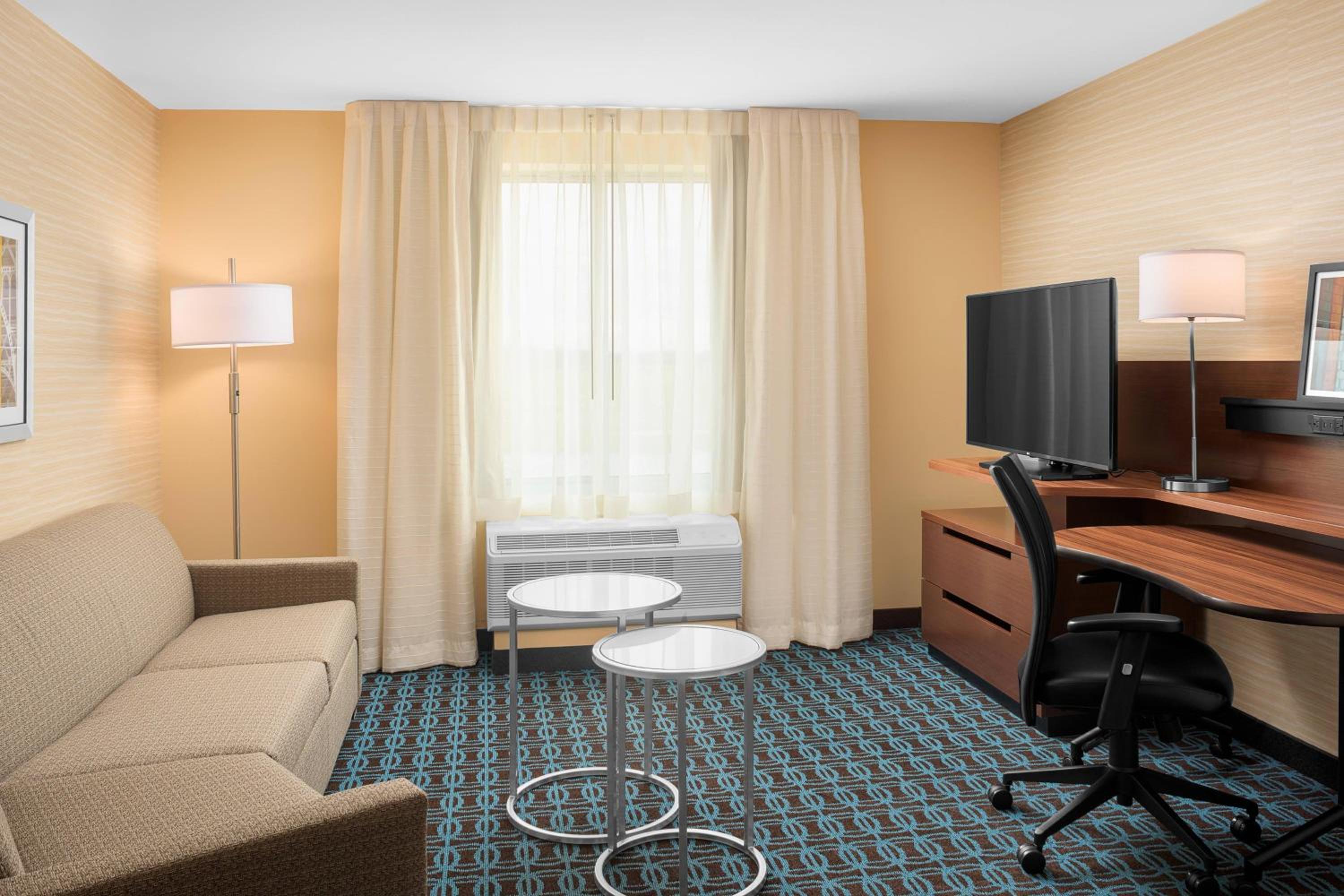 Suite, 1 King, Sofa bed - Photo 1