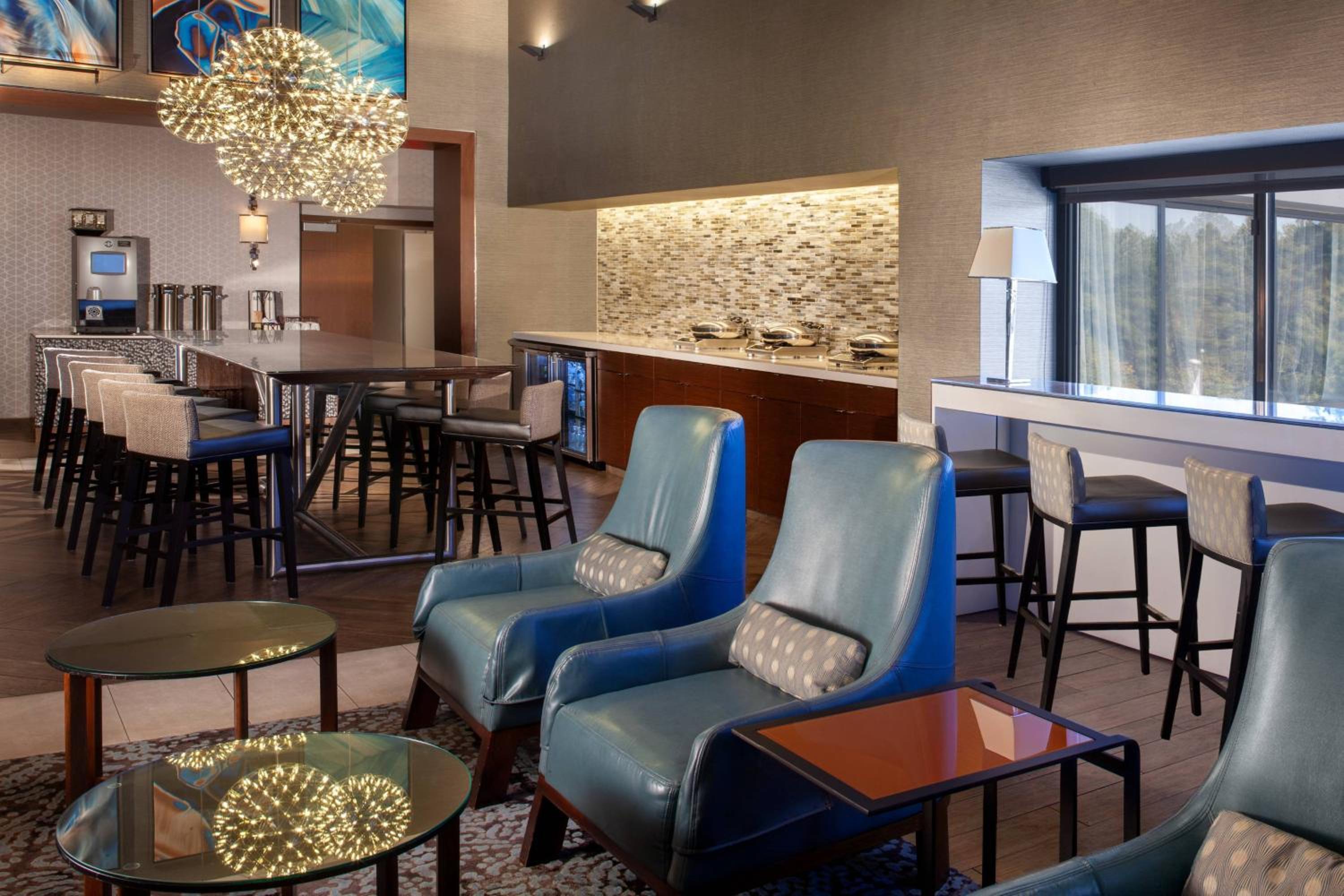 King Room with Concierge Lounge Access - Photo 4