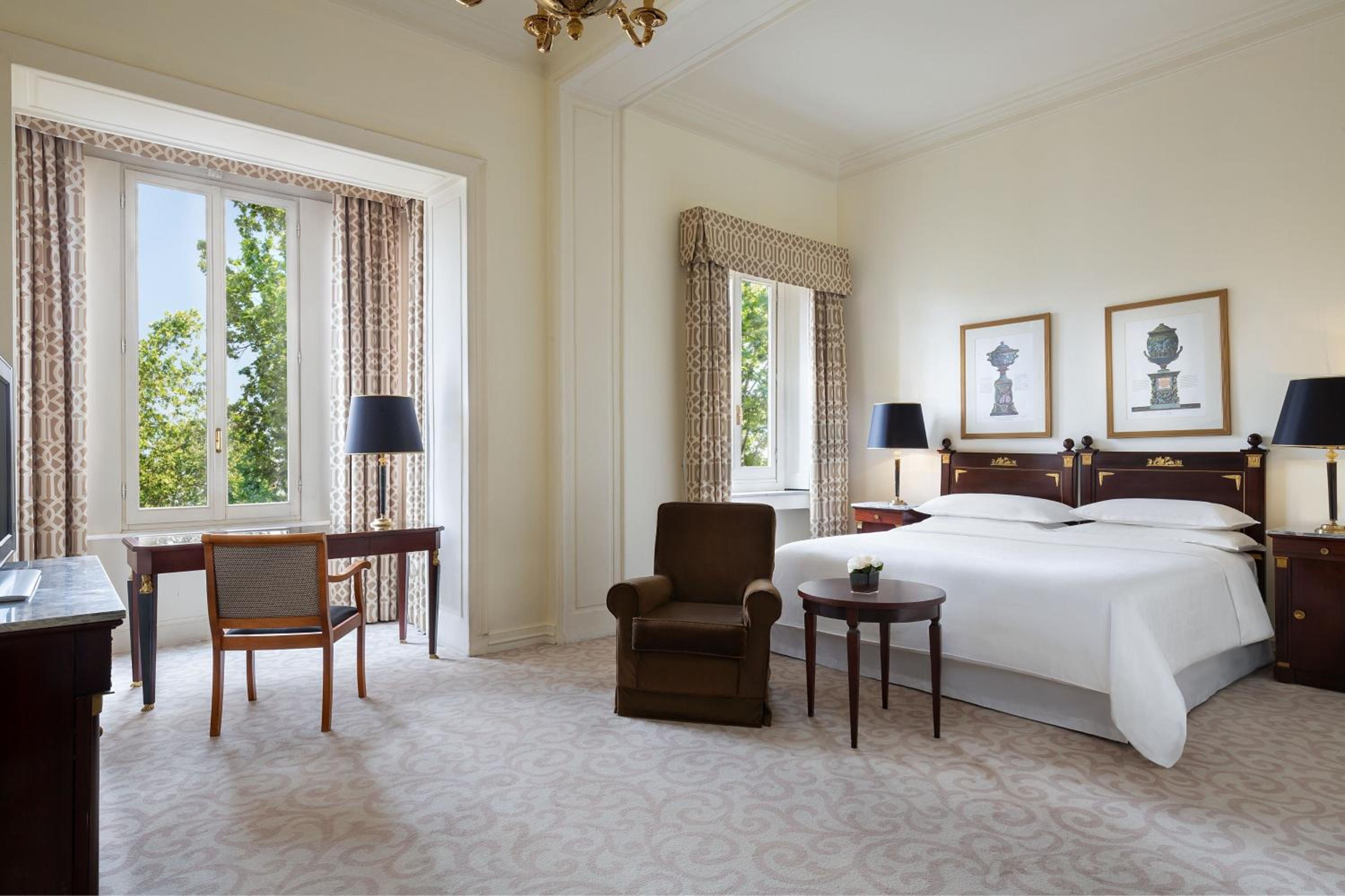 Junior Suite With City View