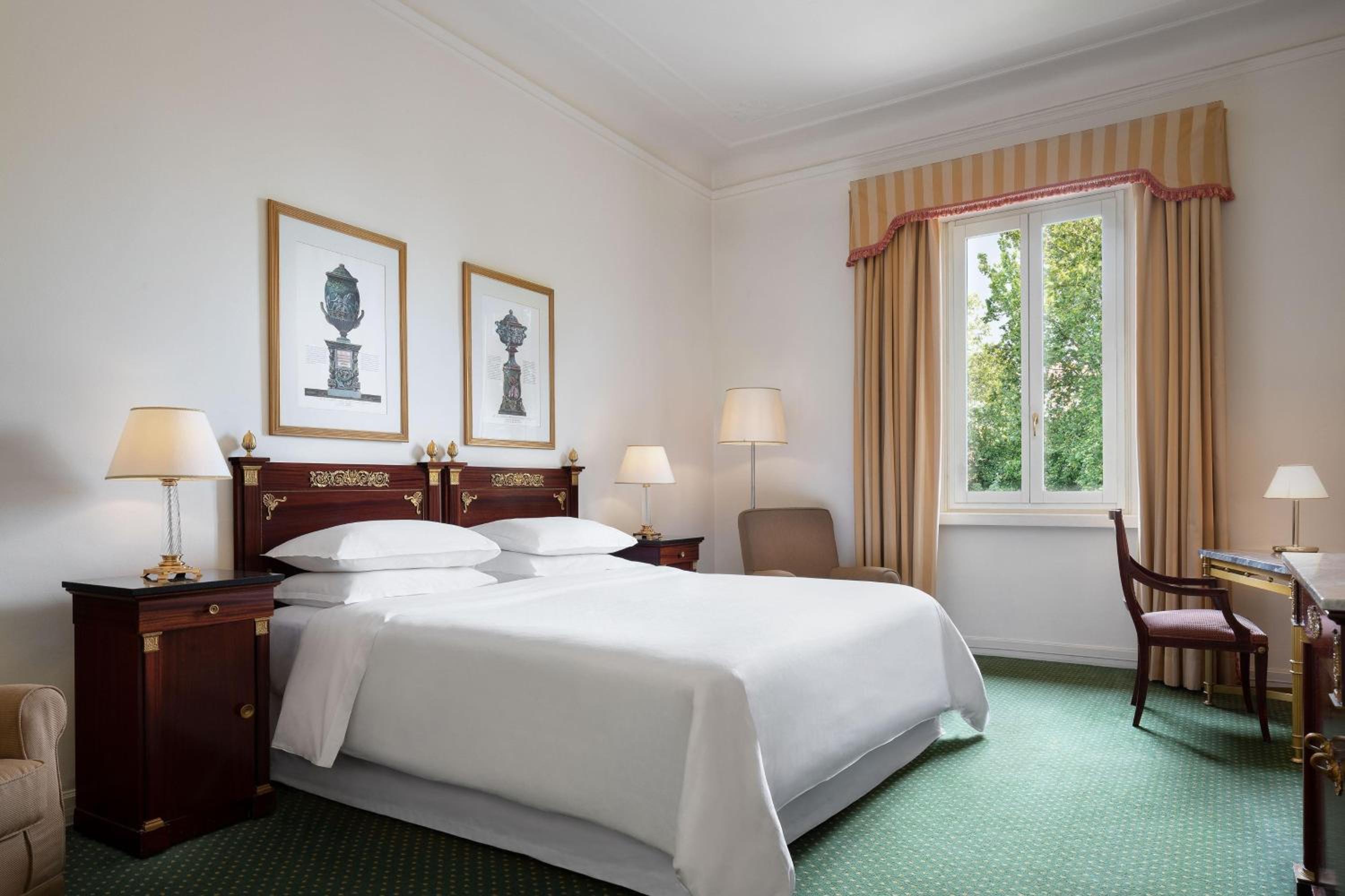 Grand Deluxe King Room With Garden View