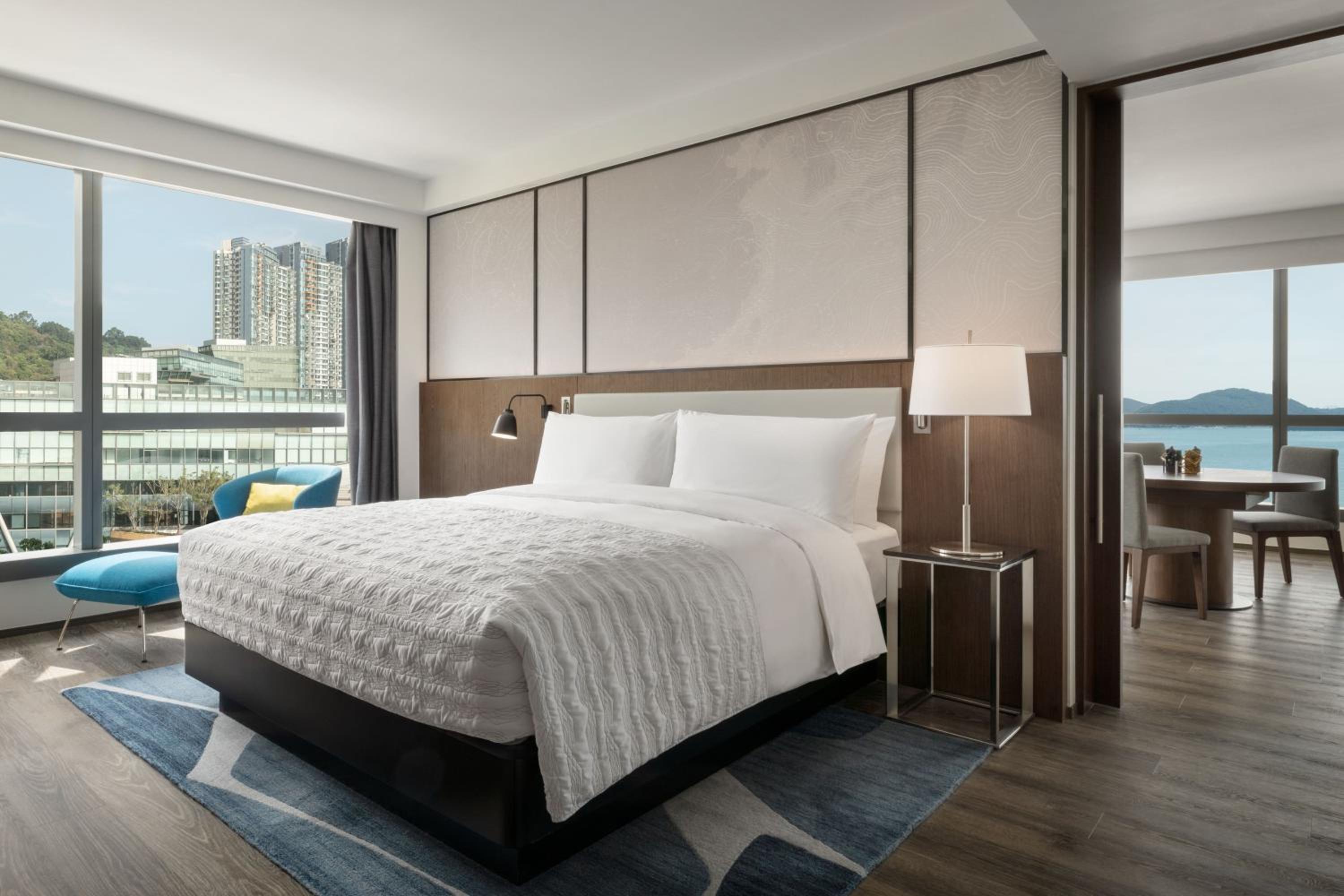 Suite, 1 King, Oceanfront Suite, 1 King, Oceanfront