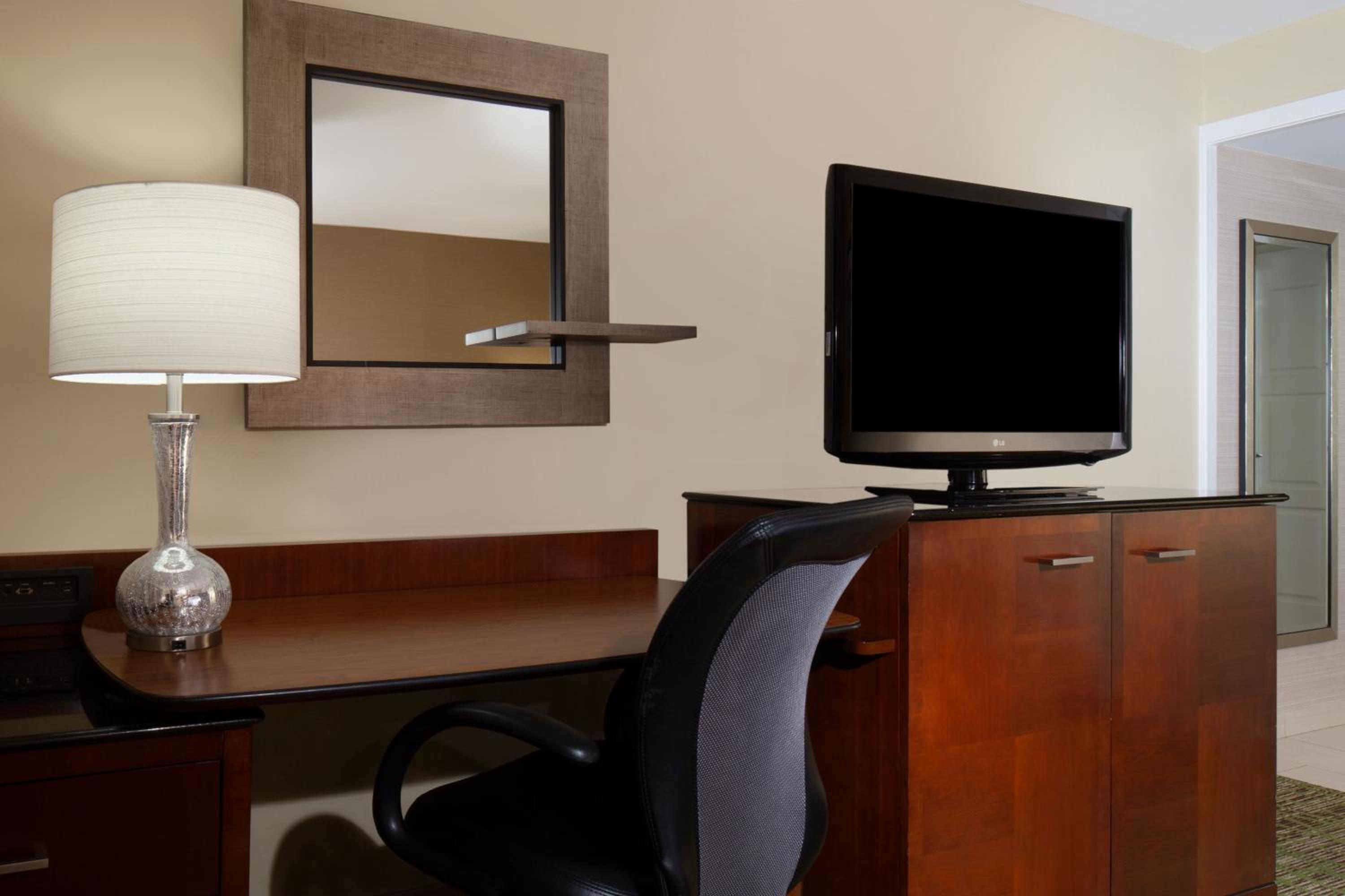 Executive Room photo 2