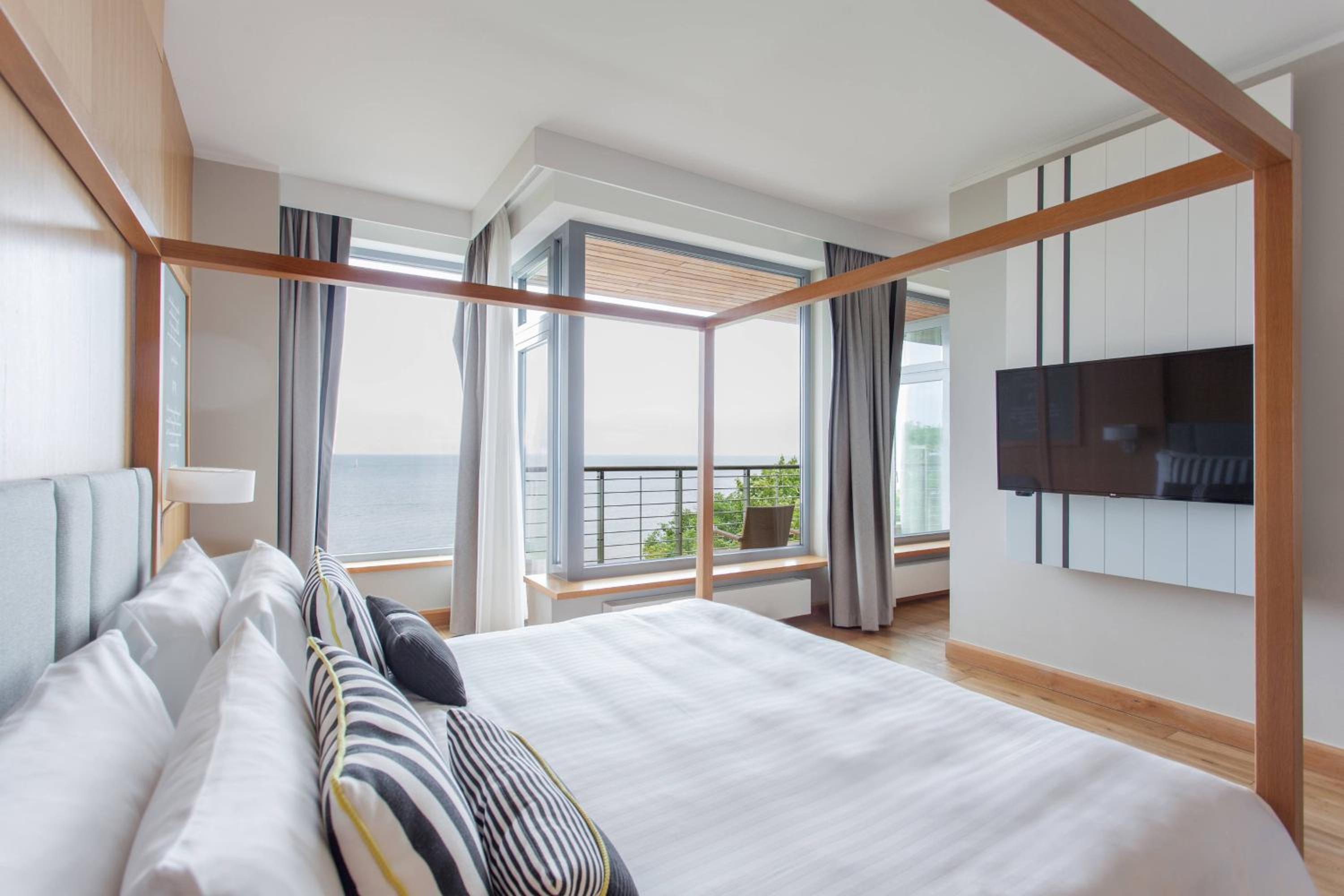 King Suite with Sea View