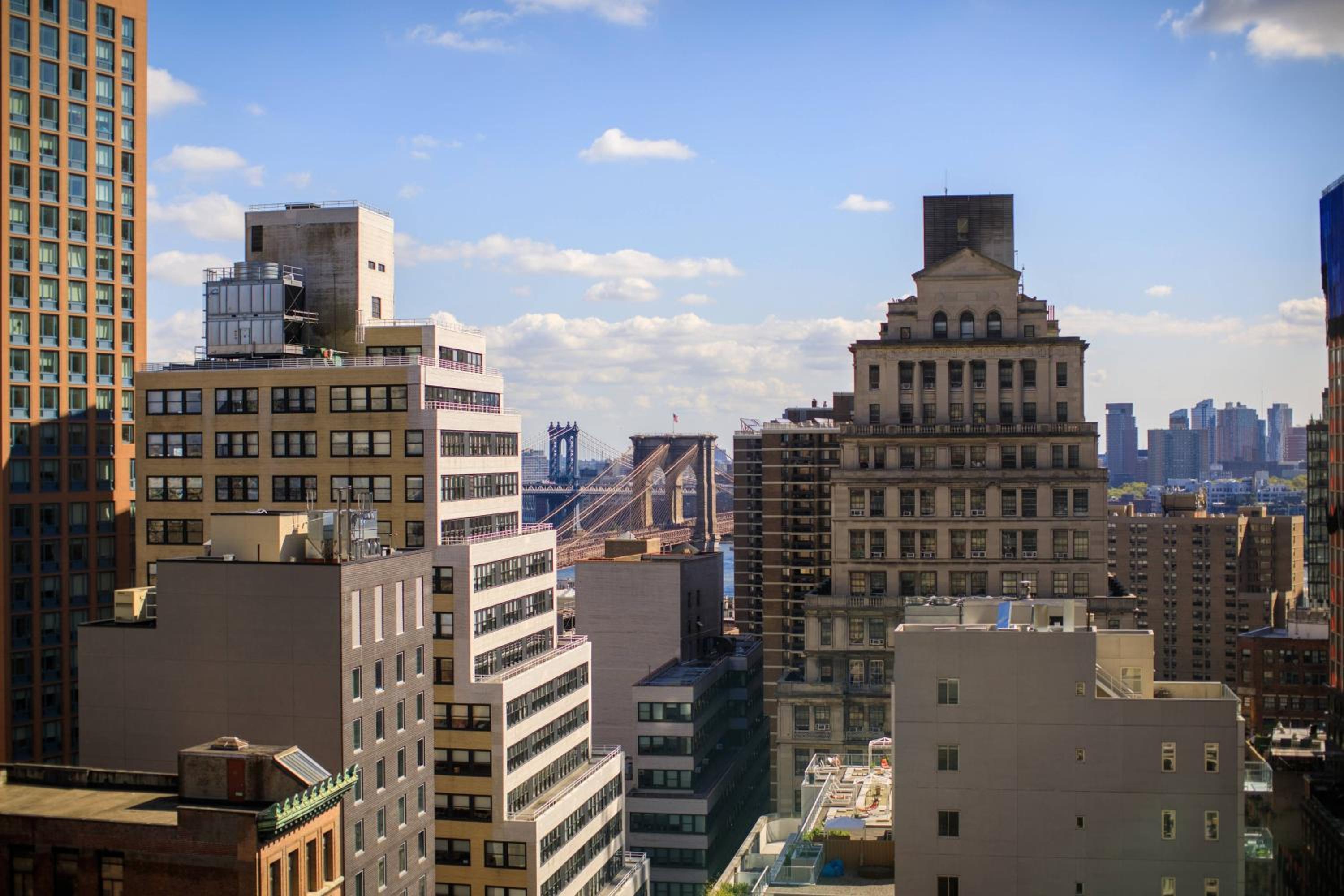 King Room with City View - Hearing Accessible