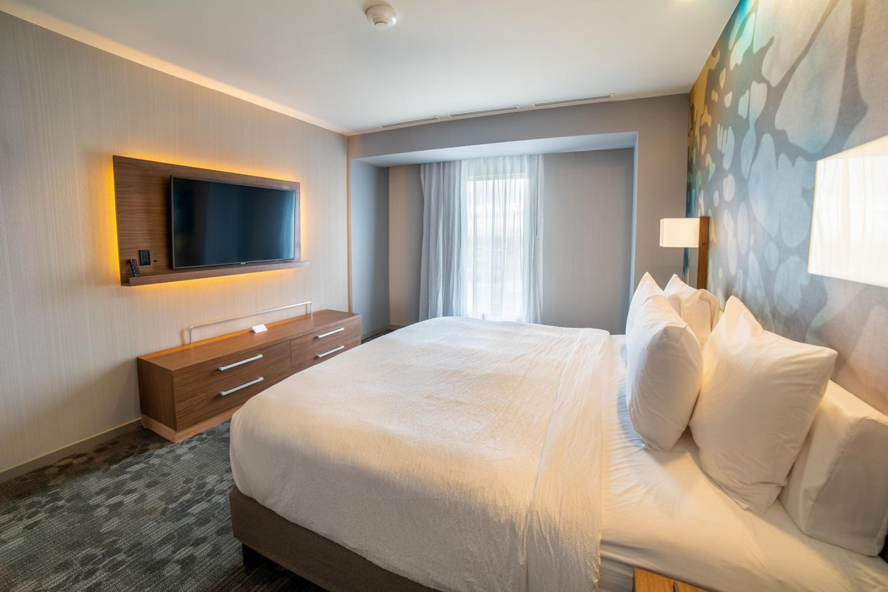King Room with Sofa Bed