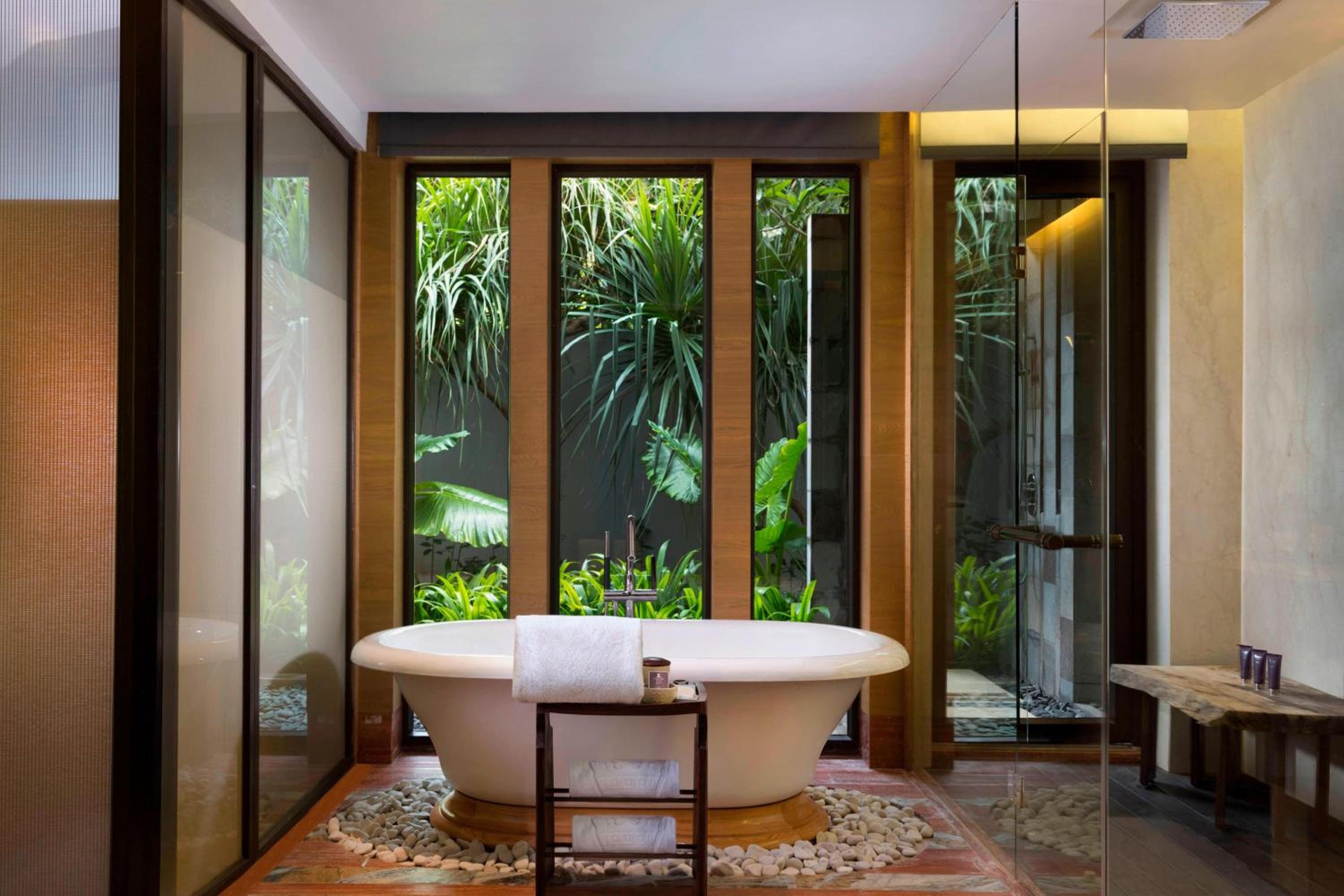 Oceanfront Three-Bedroom Private Pool Villa with Free Daily Resort Activity photo 2