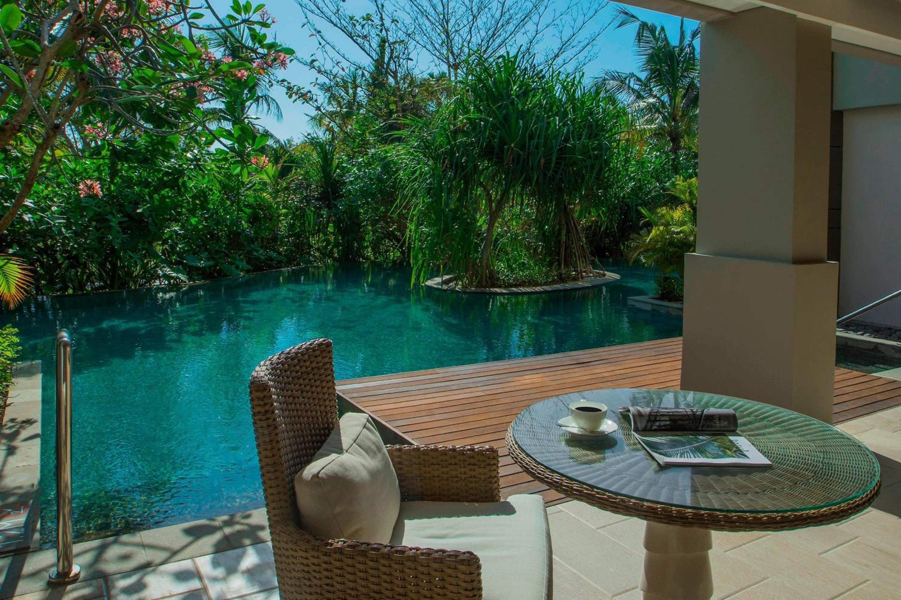 Ritz-Carlton Pool Access Suite Two Bedroom with Free Daily Resort Activity photo 3