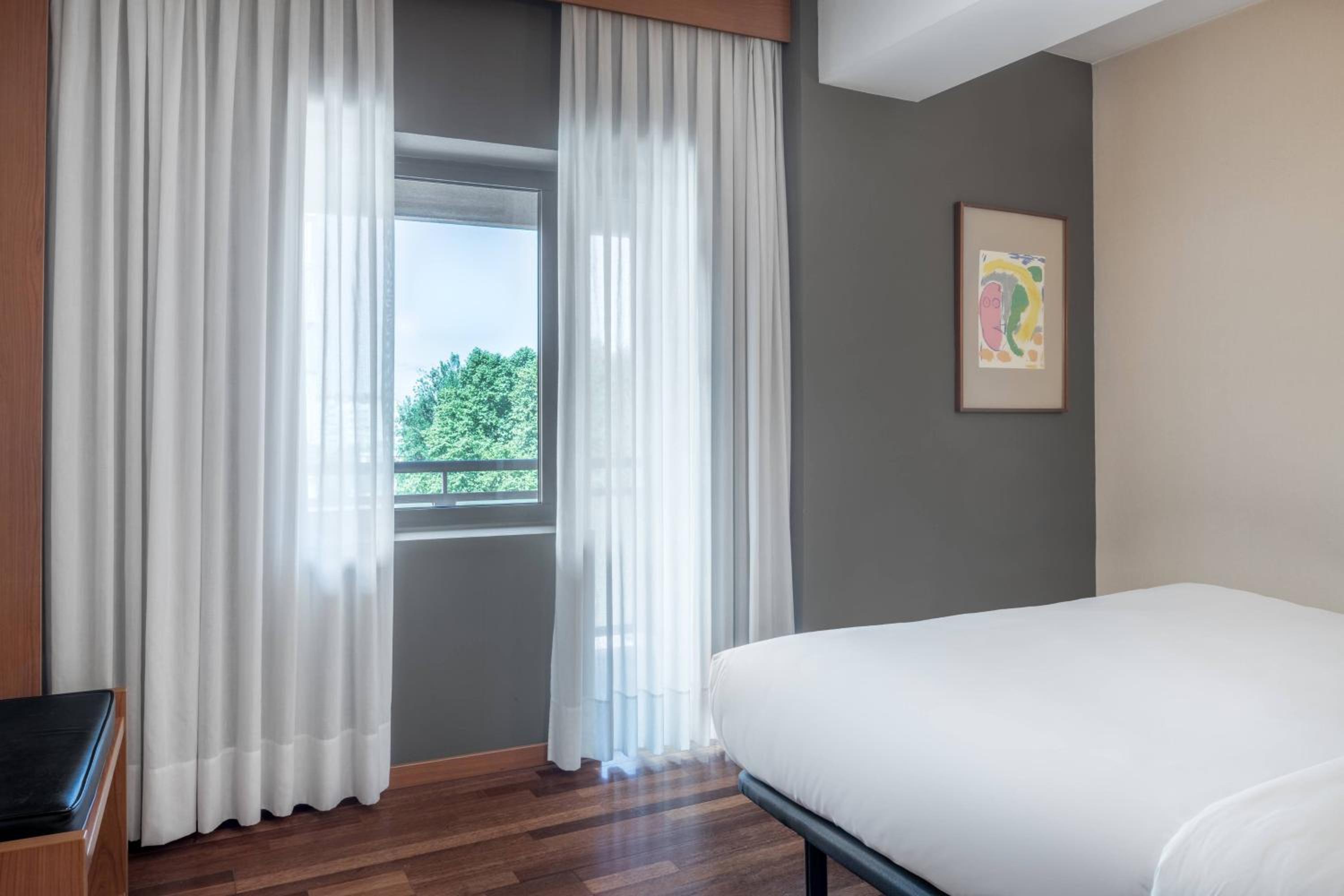 Junior King Suite