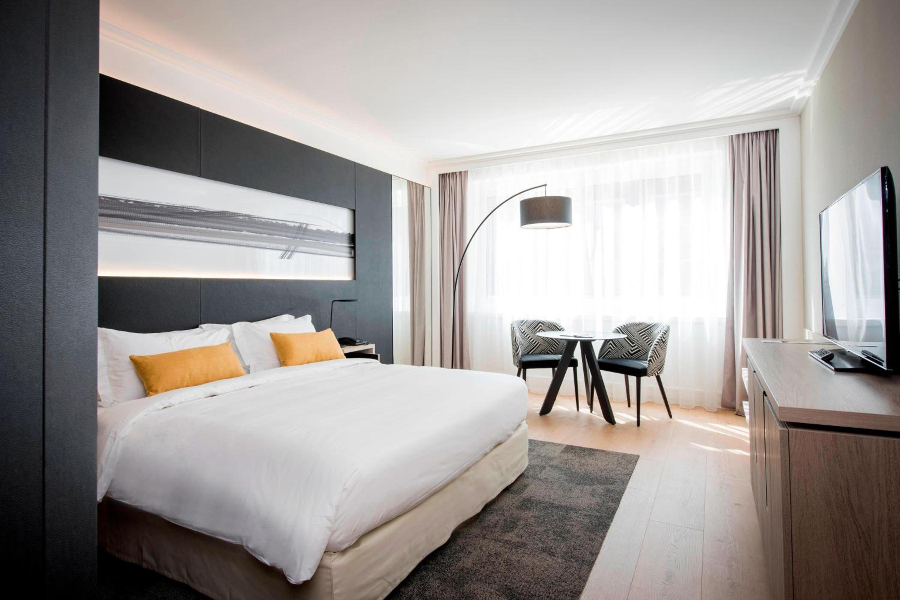 King or Twin Room - Photo 1