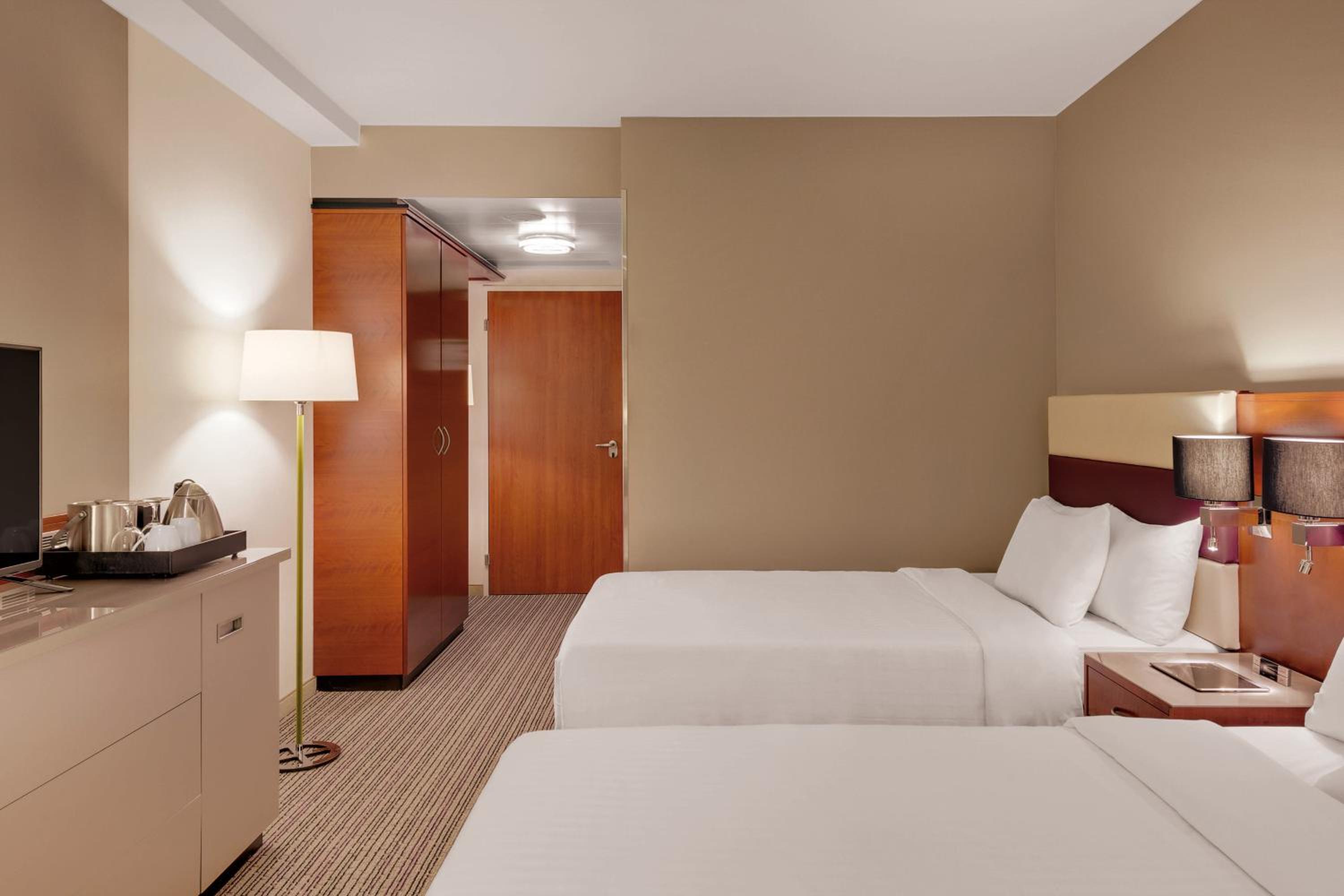 Superior Twin Room - Photo 1