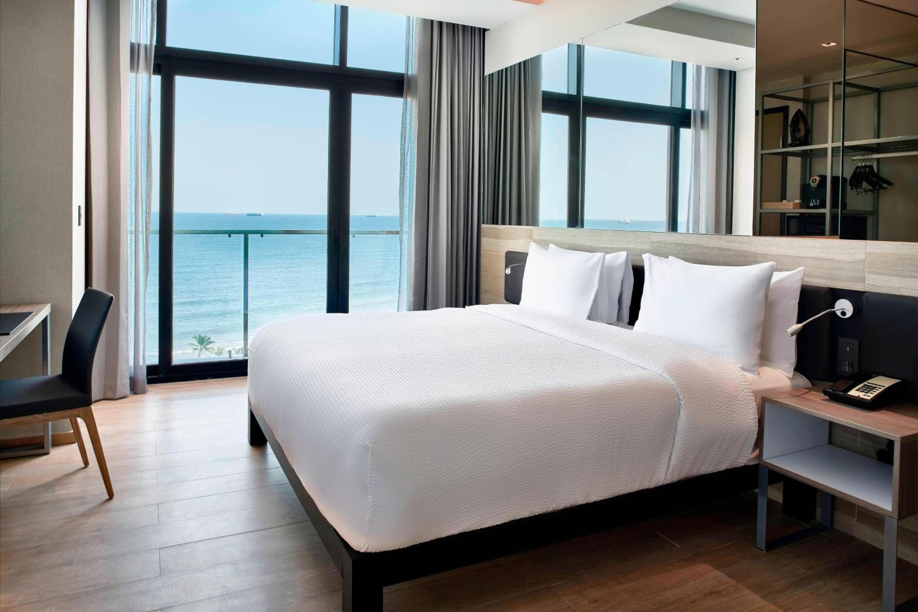 King Room with Sea View