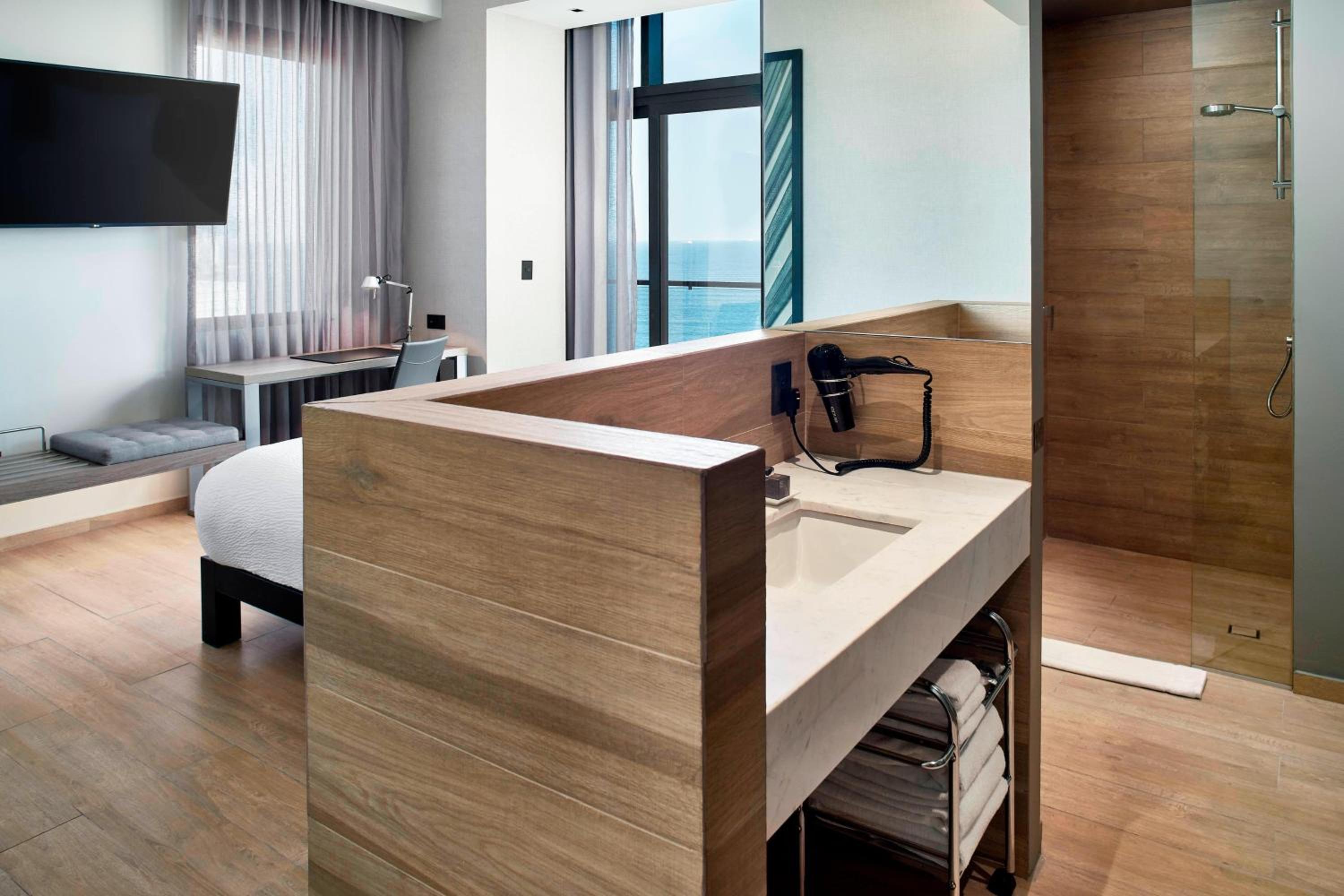 King Room with Sea View photo 2