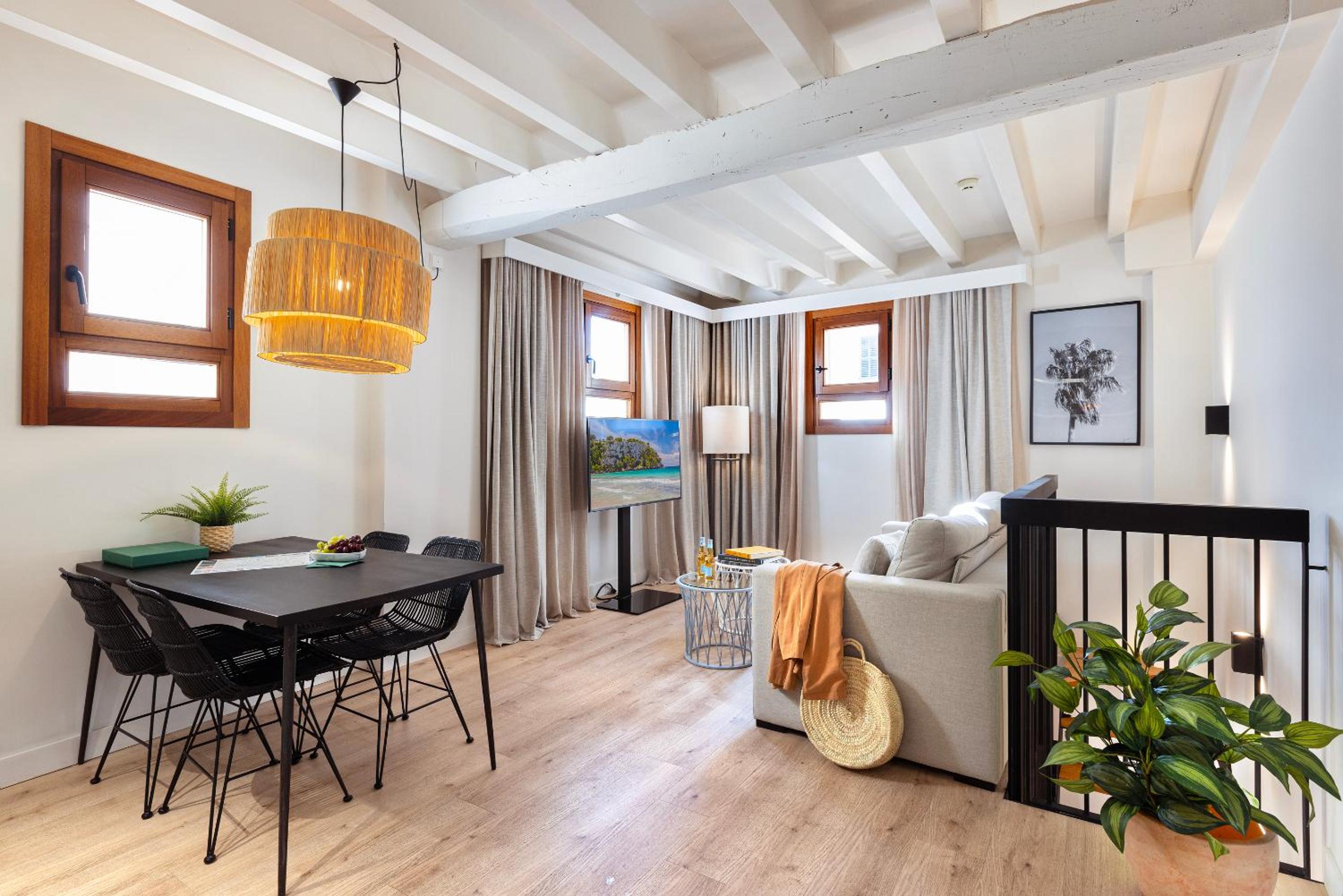 Duplex Suite - Photo 7