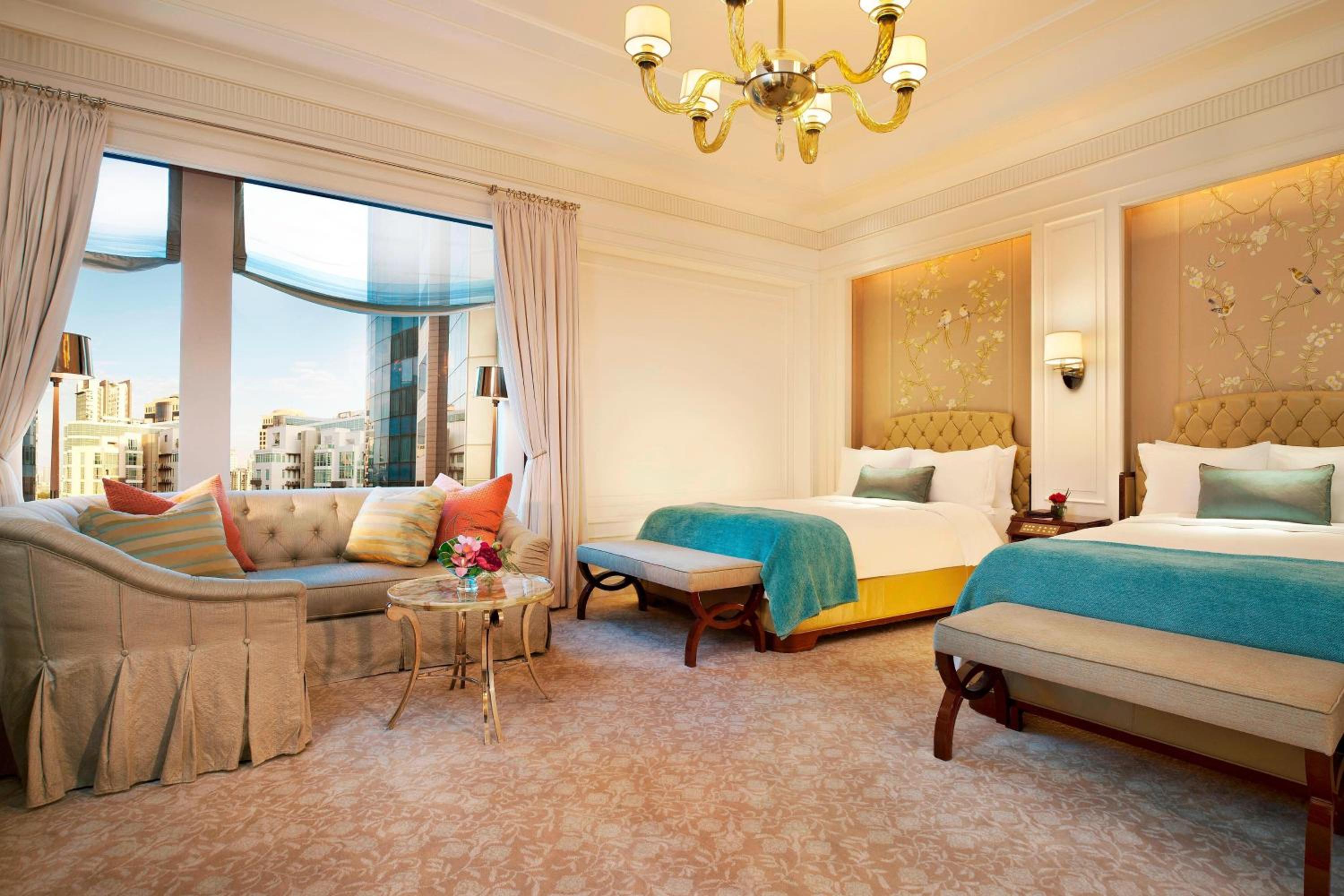 Lady Astor, Larger Guest Room, 2 Double Beds