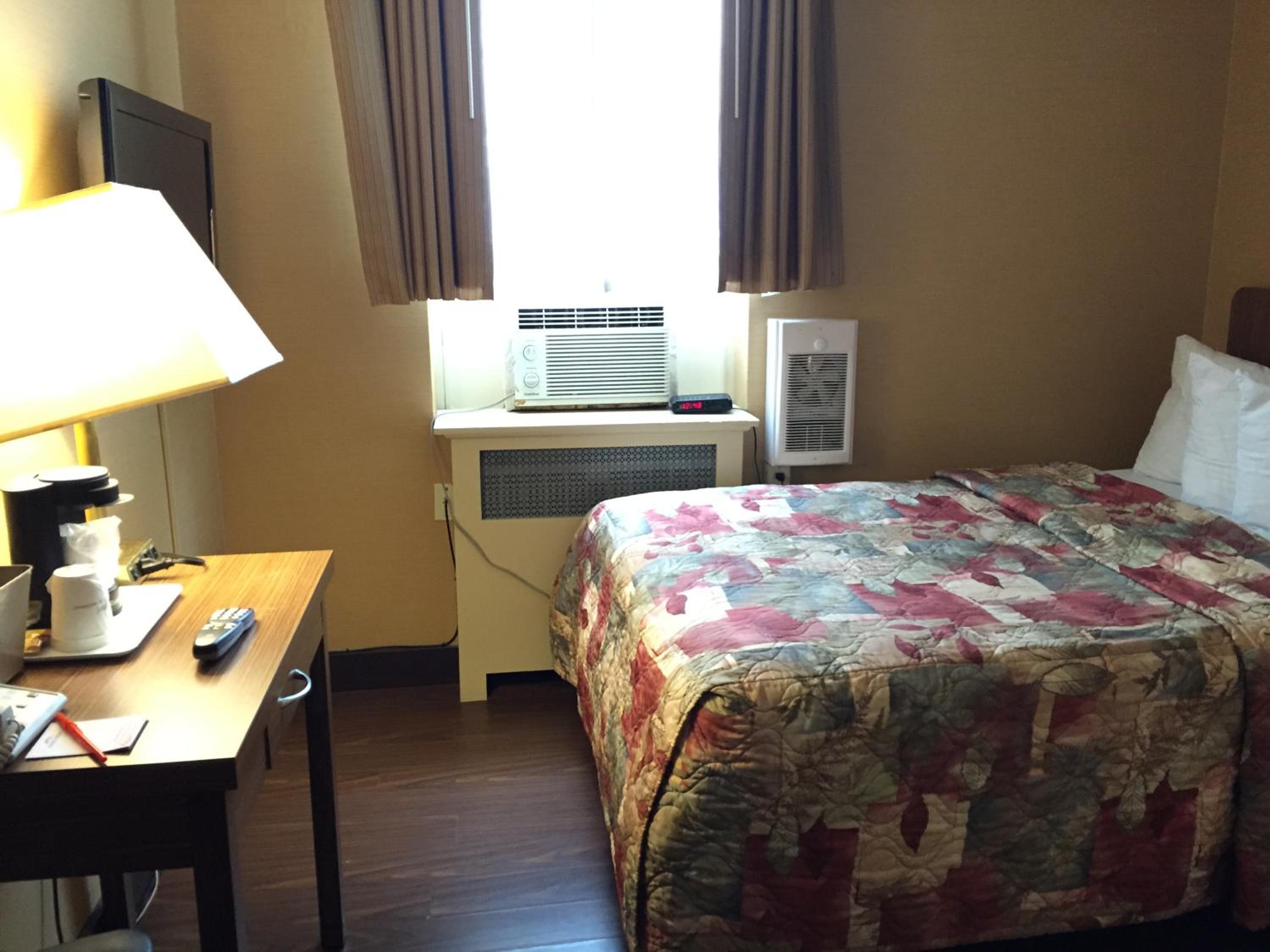 Double Room - Non-Smoking 