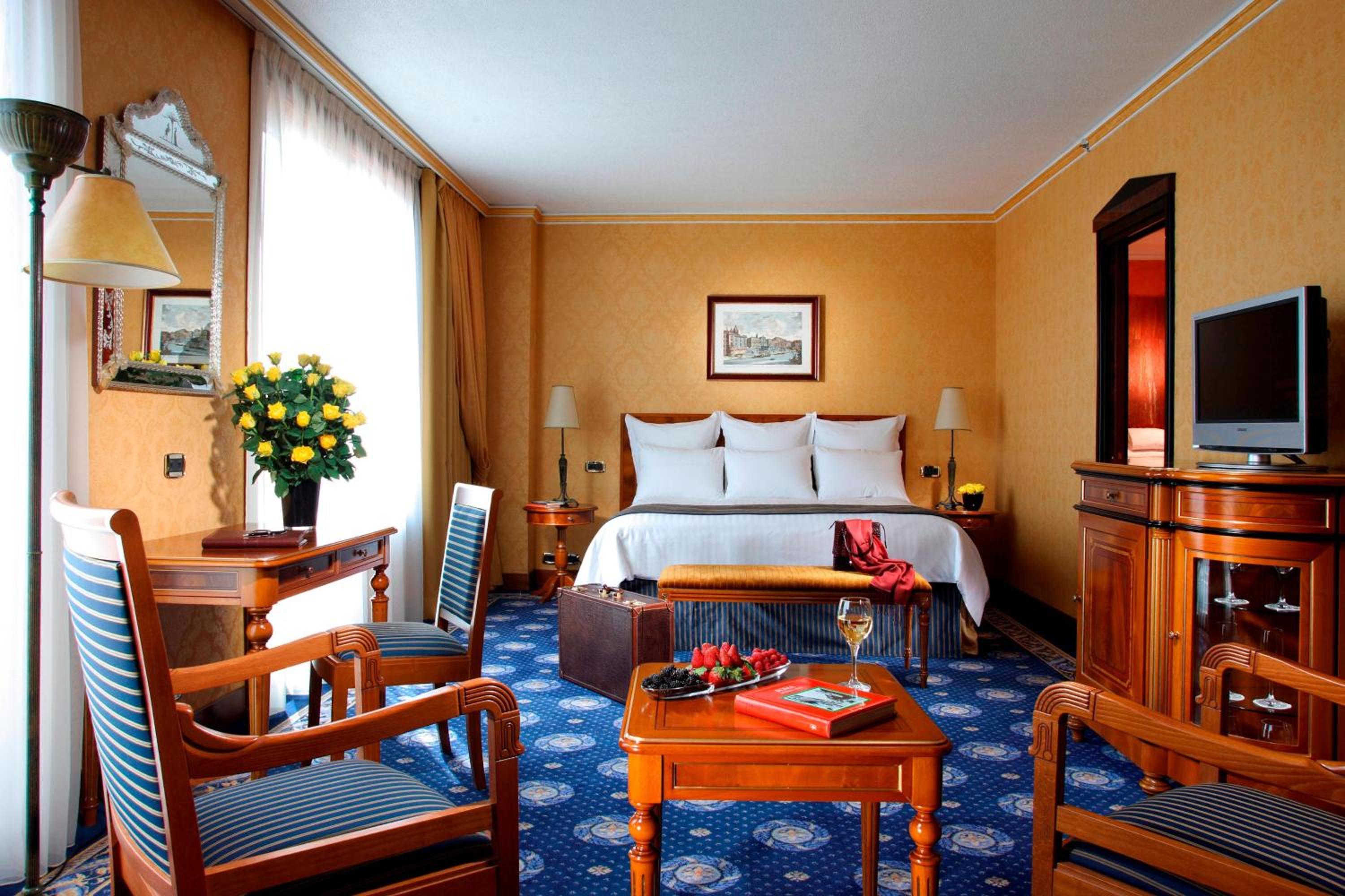 Executive Junior Suite with lounge access