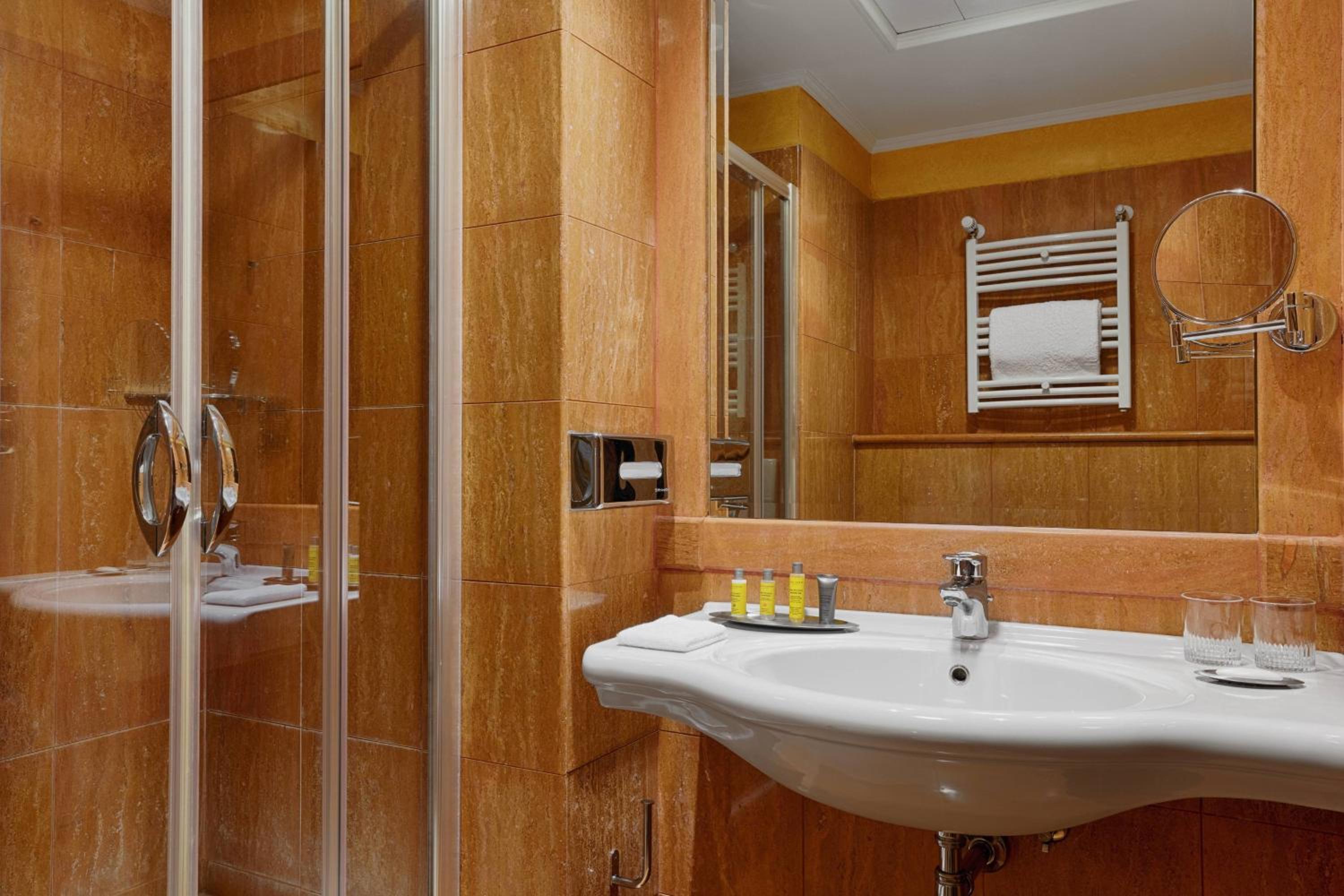 Deluxe, Guest room, 1 King