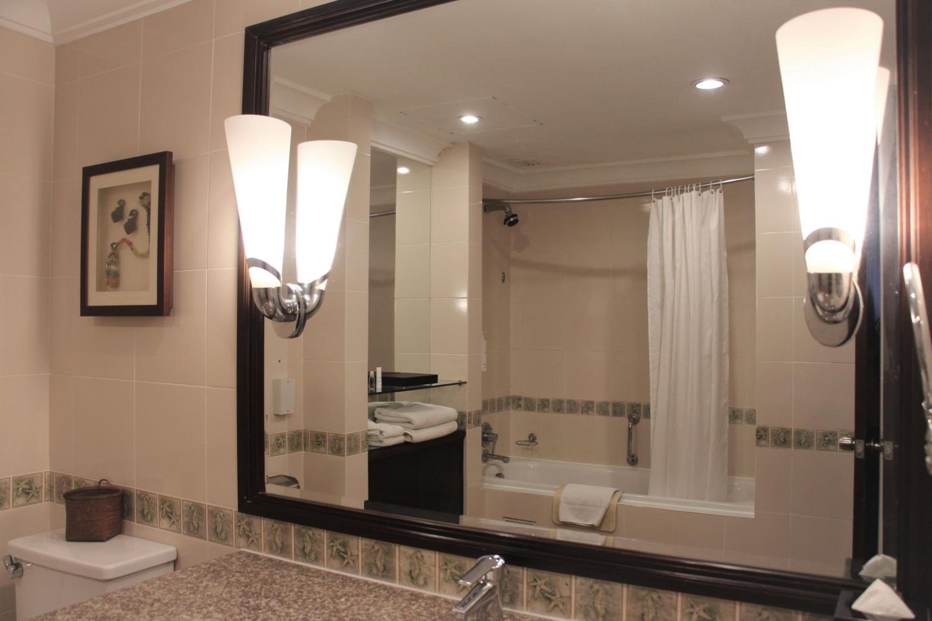 Deluxe Ocean King Room - Photo 4